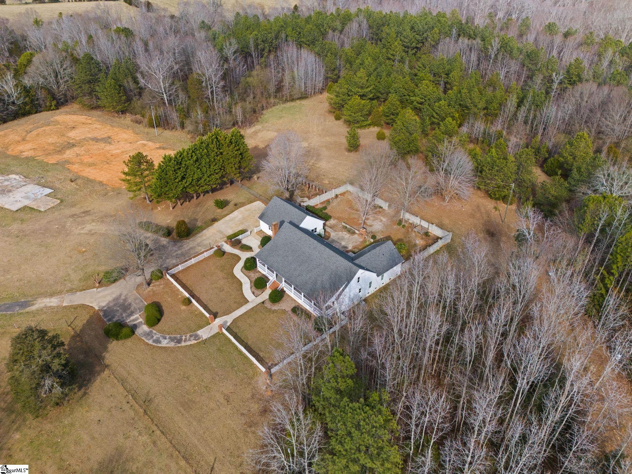 414 Giggle Drive Property Photo 33