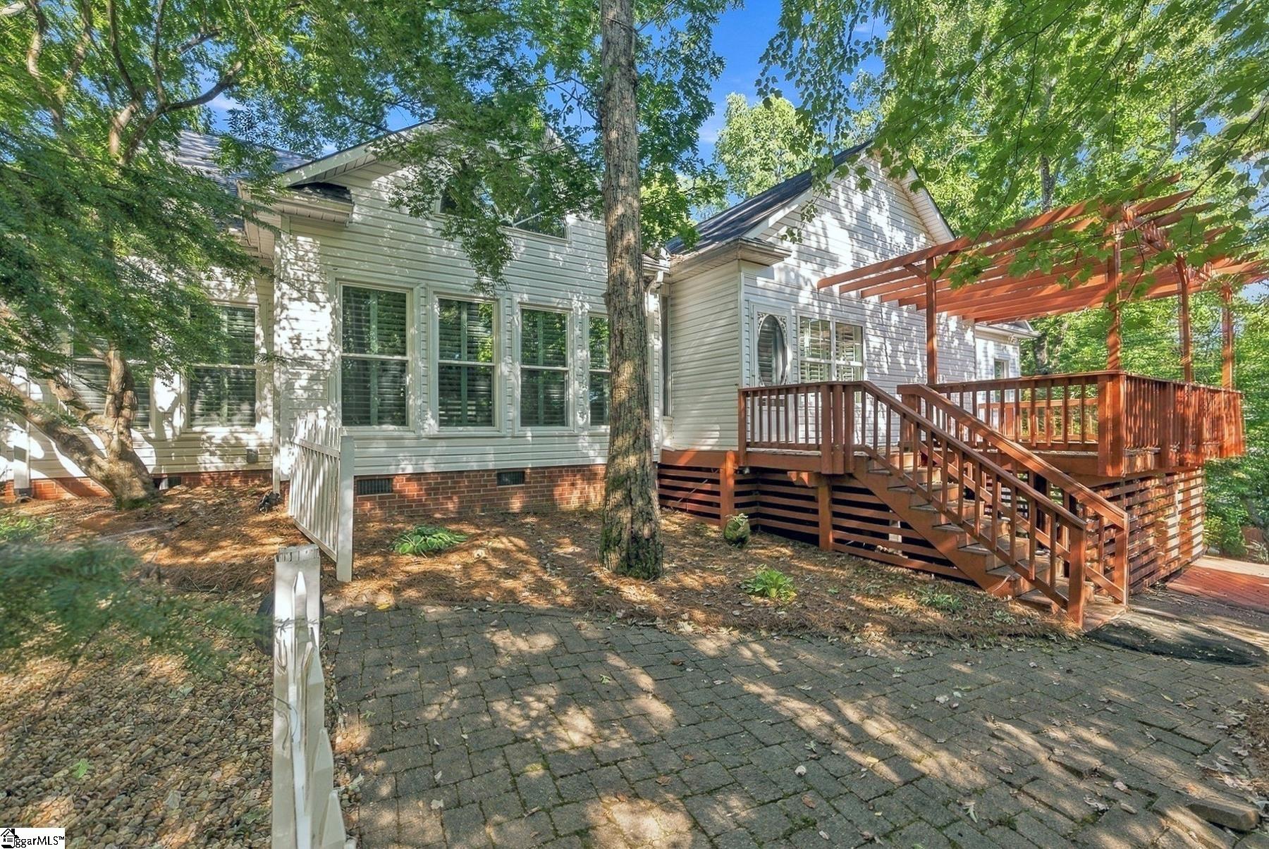 305 Beckworth Drive Property Photo 35