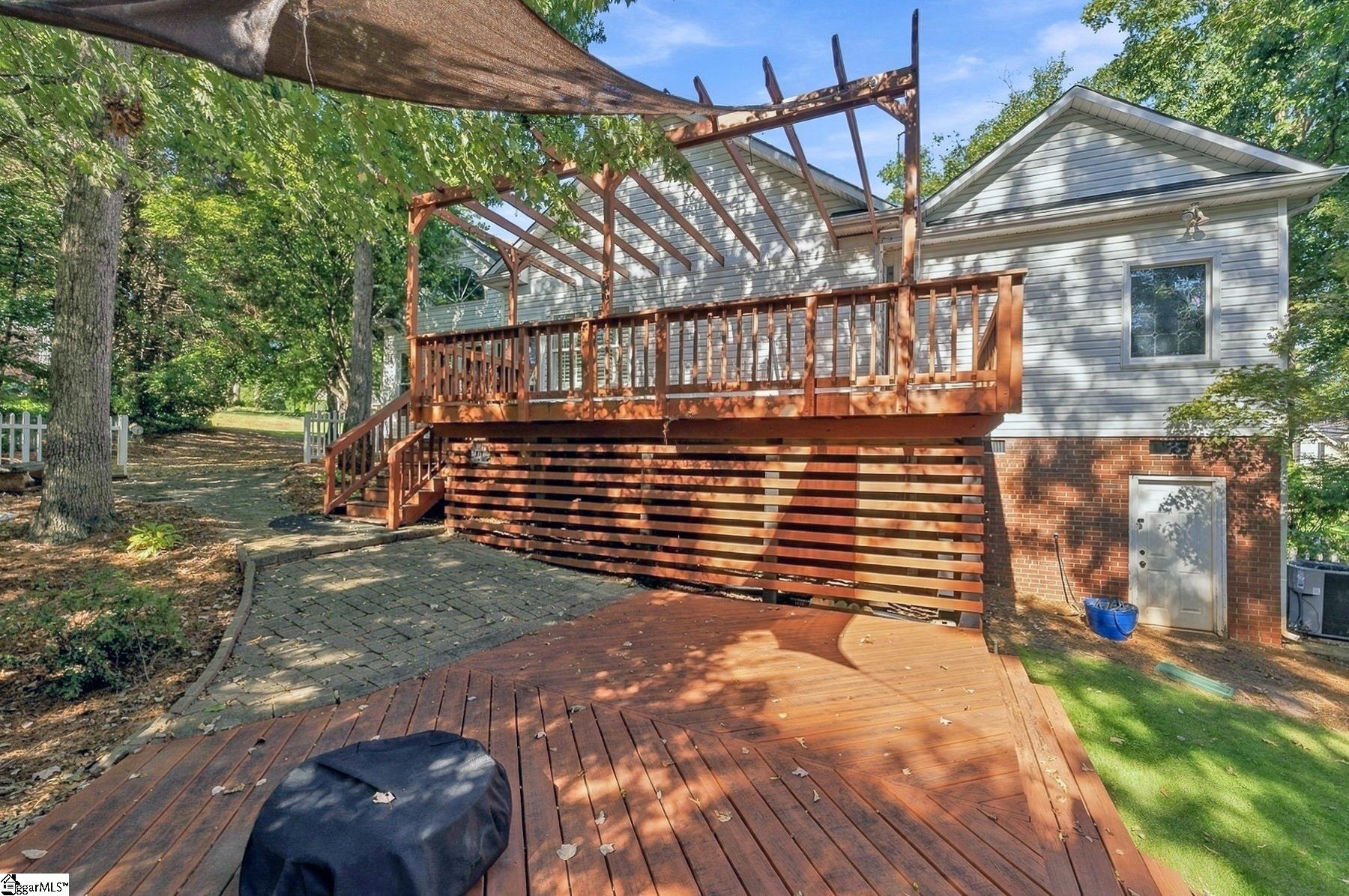 305 Beckworth Drive Property Photo 37