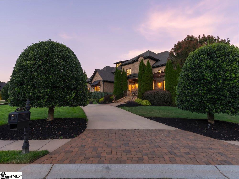 401 Chancery Lane Property Photo 5