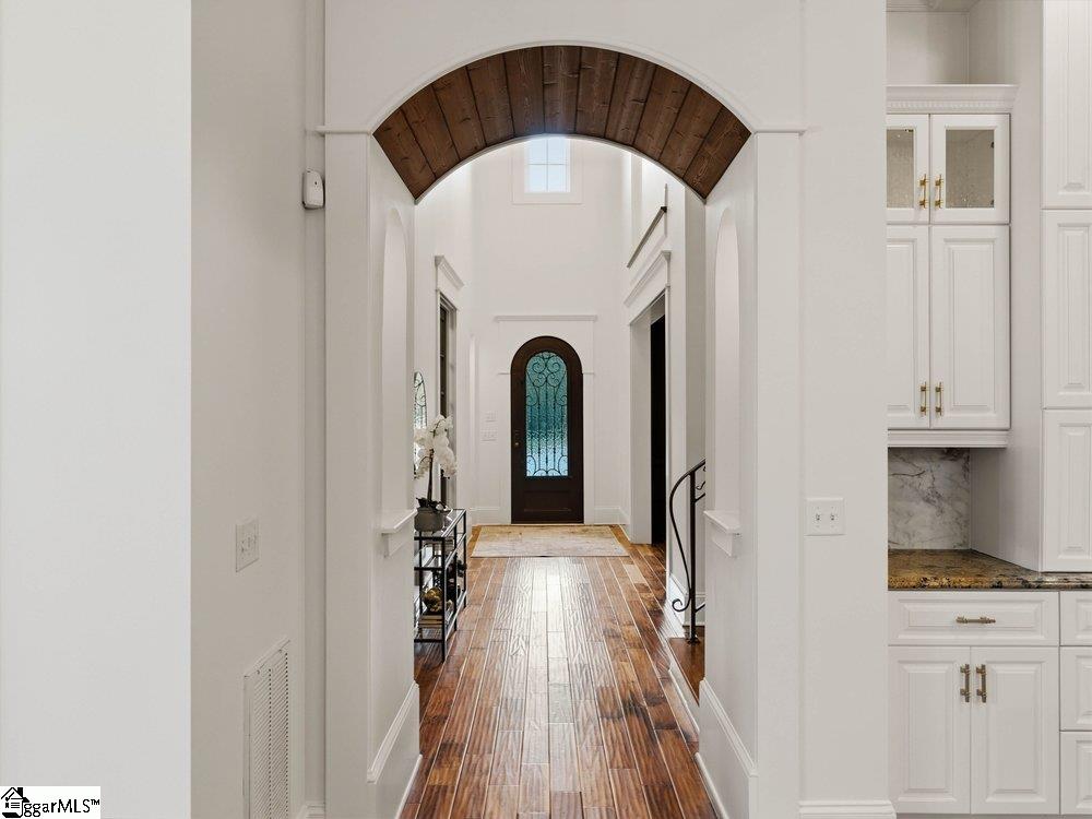 401 Chancery Lane Property Photo 10