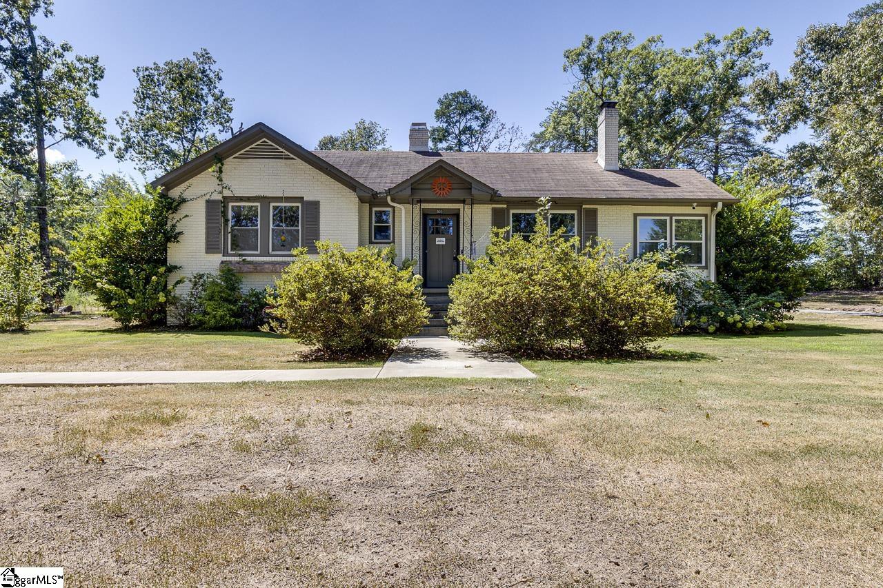 905 Reid School Road Property Photo 1