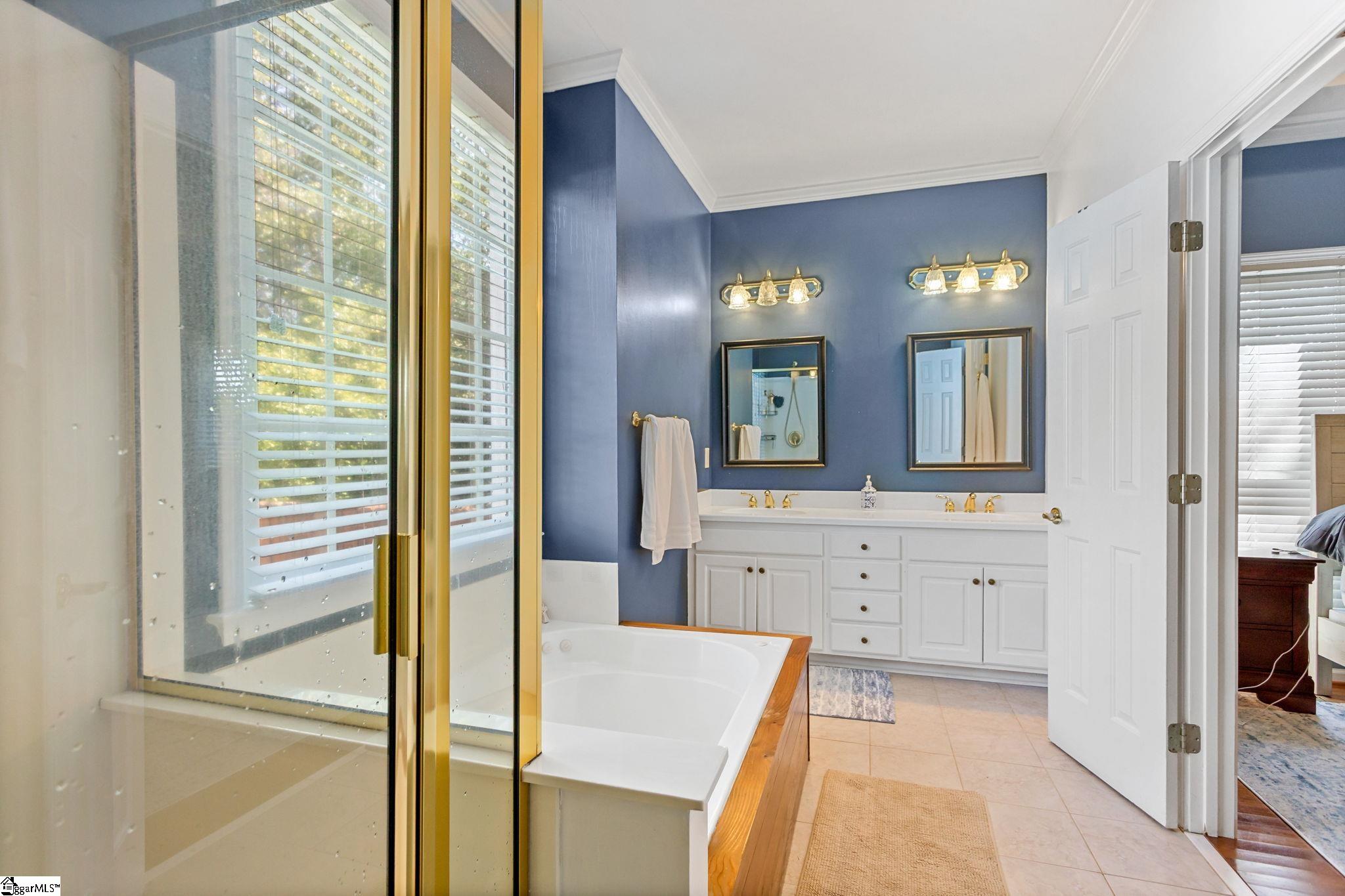 2 Hoptree Drive Property Photo 18