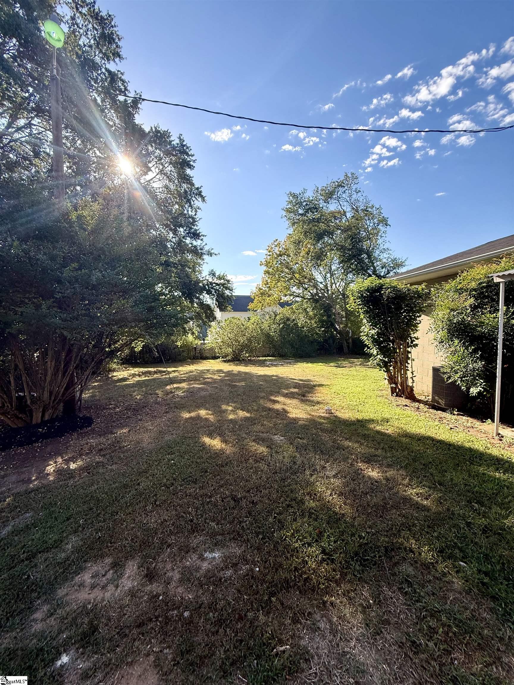 160 J Street Property Photo 3
