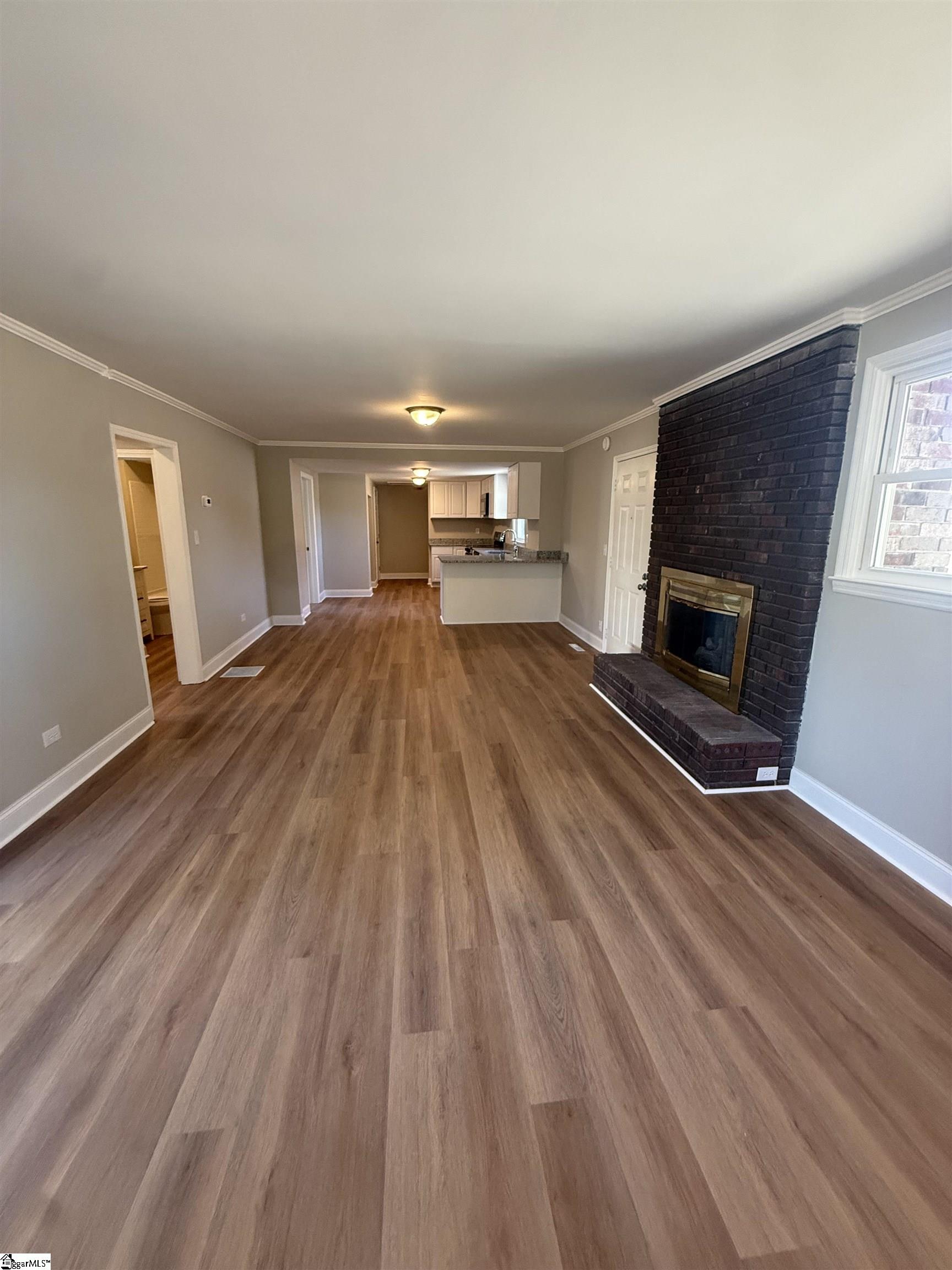 160 J Street Property Photo 4