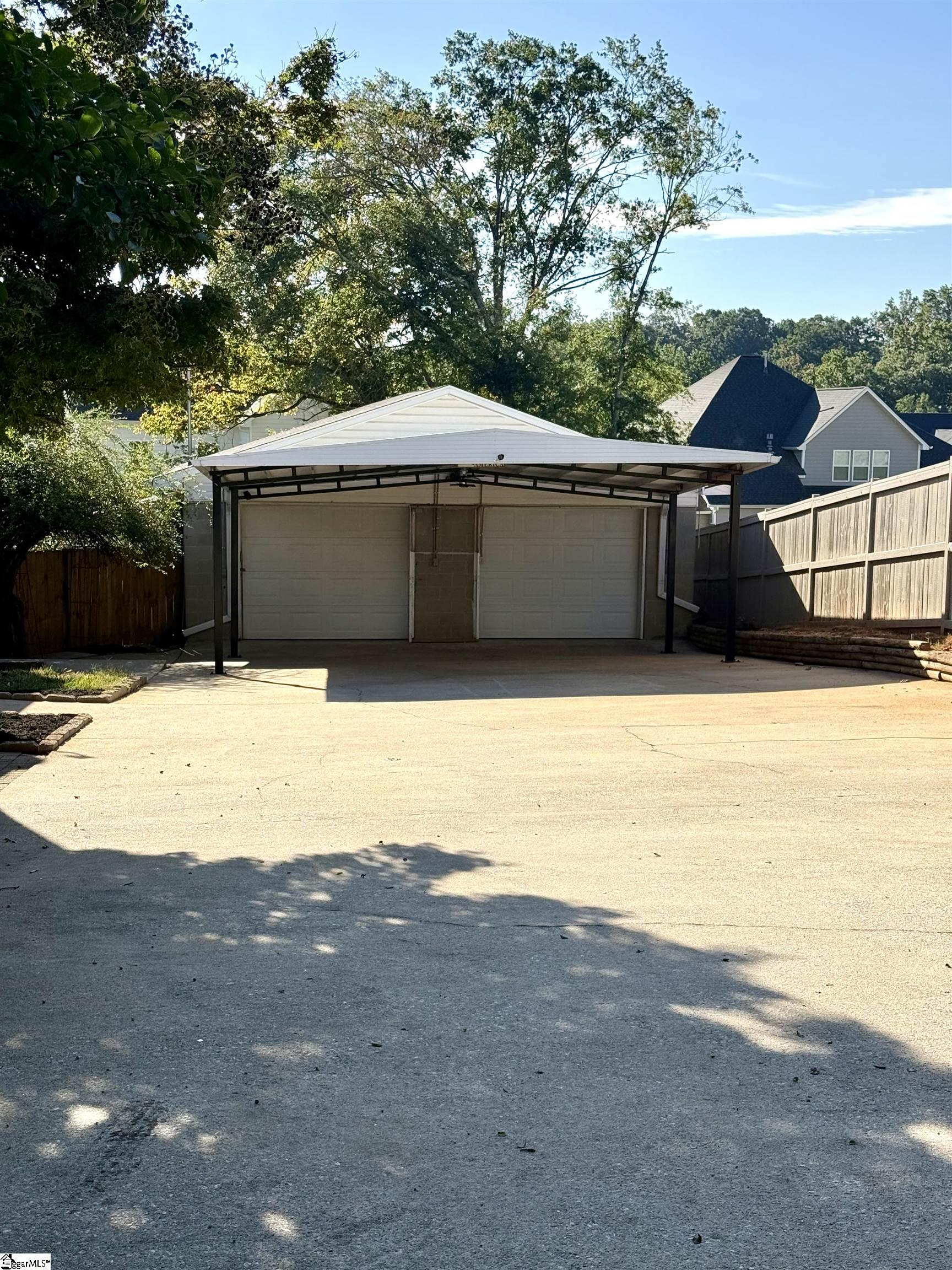 160 J Street Property Photo 15