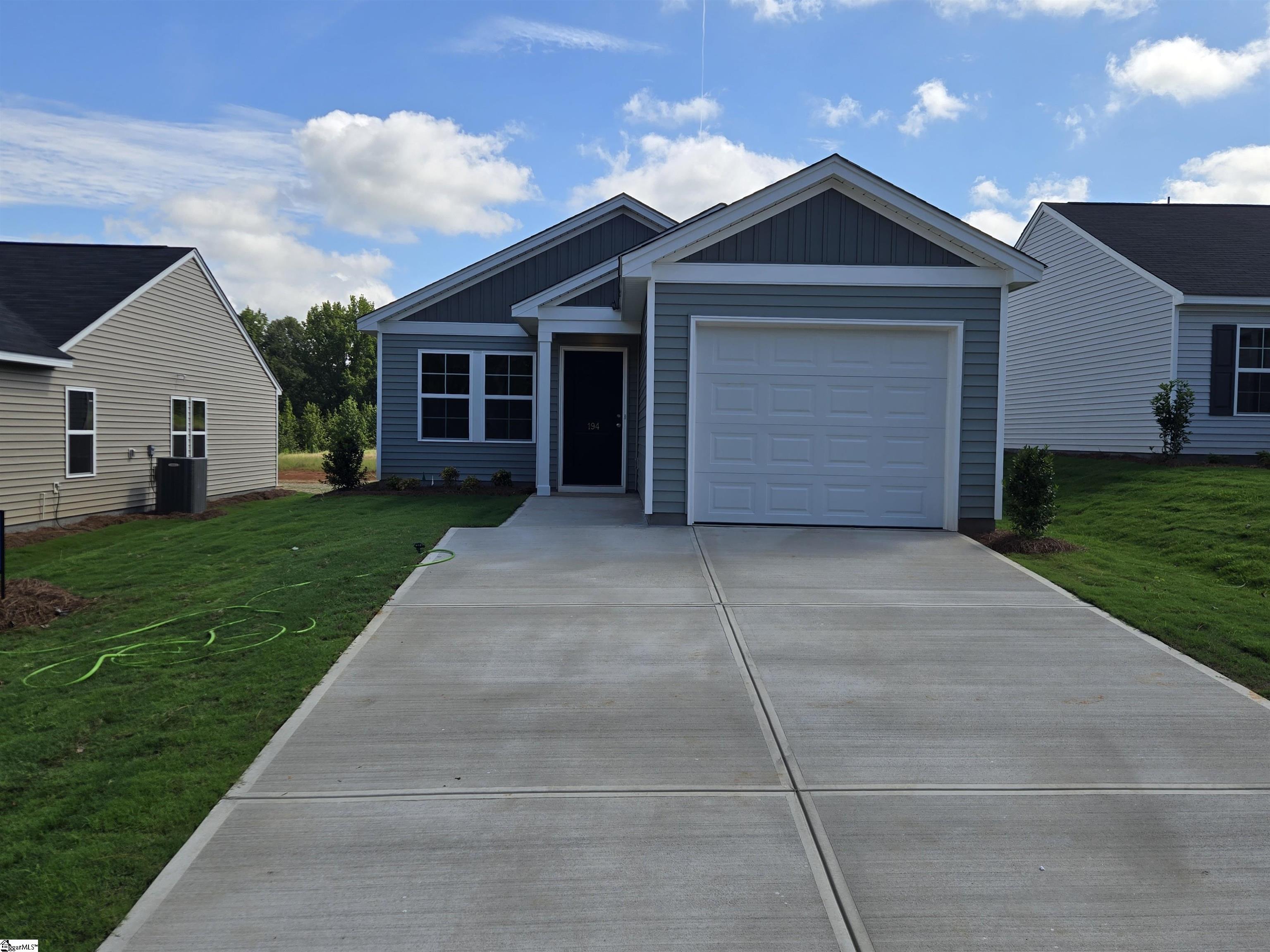 194 Cloverfield Lane Property Photo 1