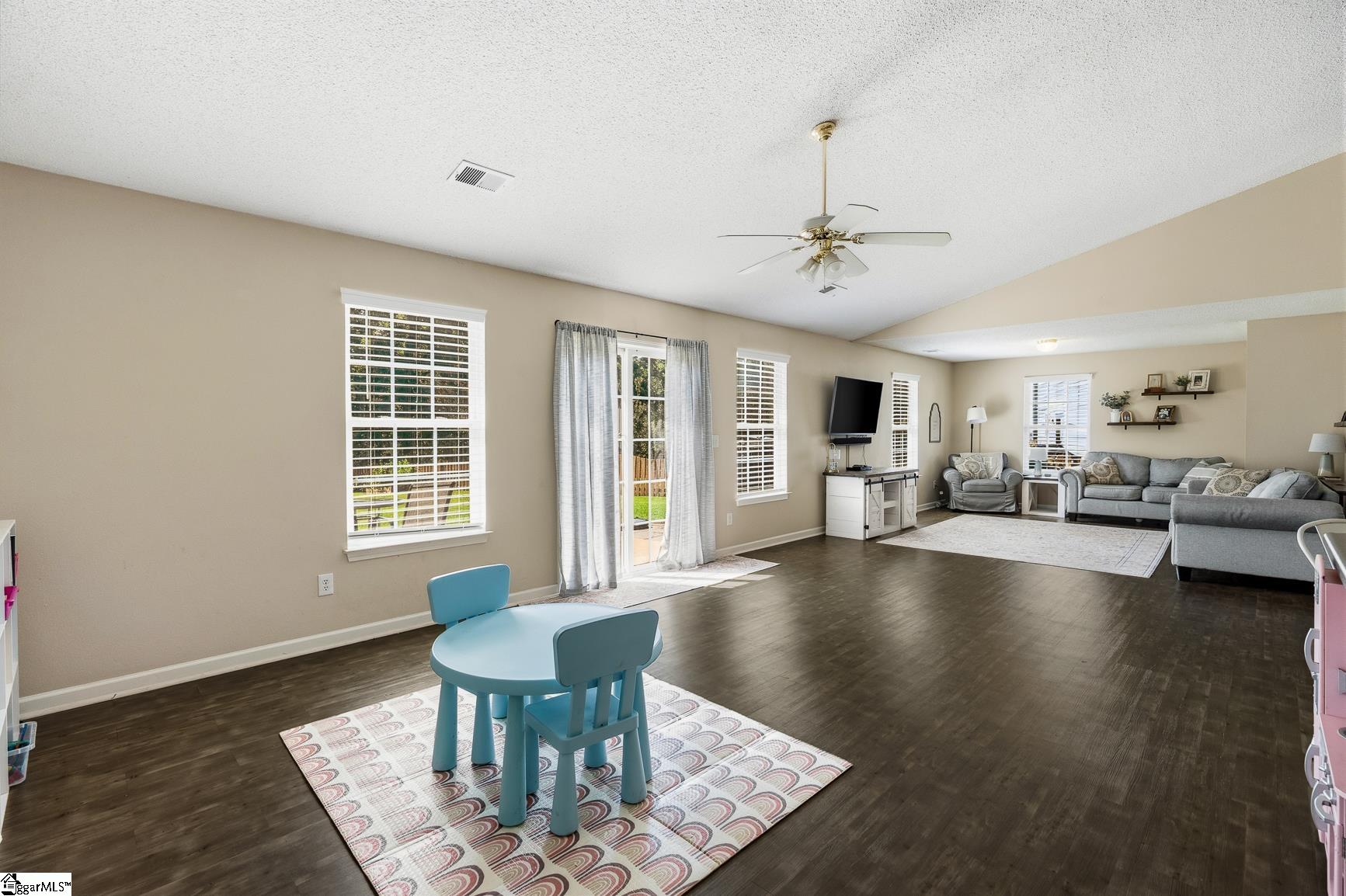 420 Lily Pond Lane Property Photo 17