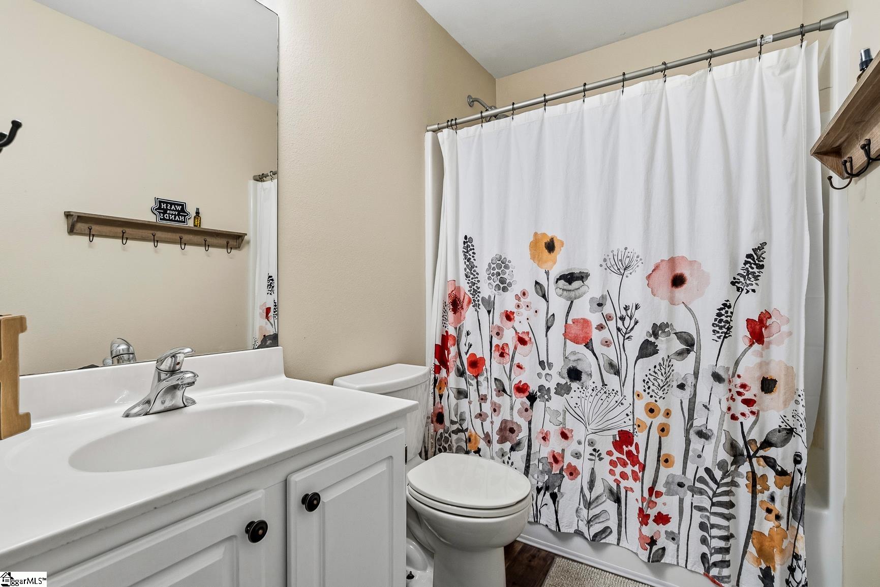 420 Lily Pond Lane Property Photo 29