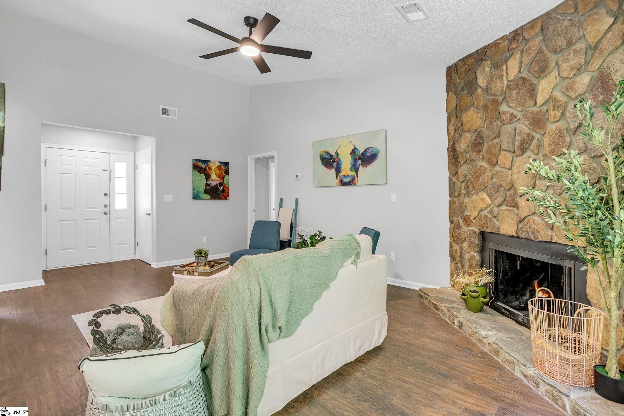 38 Shore Drive Property Photo 6