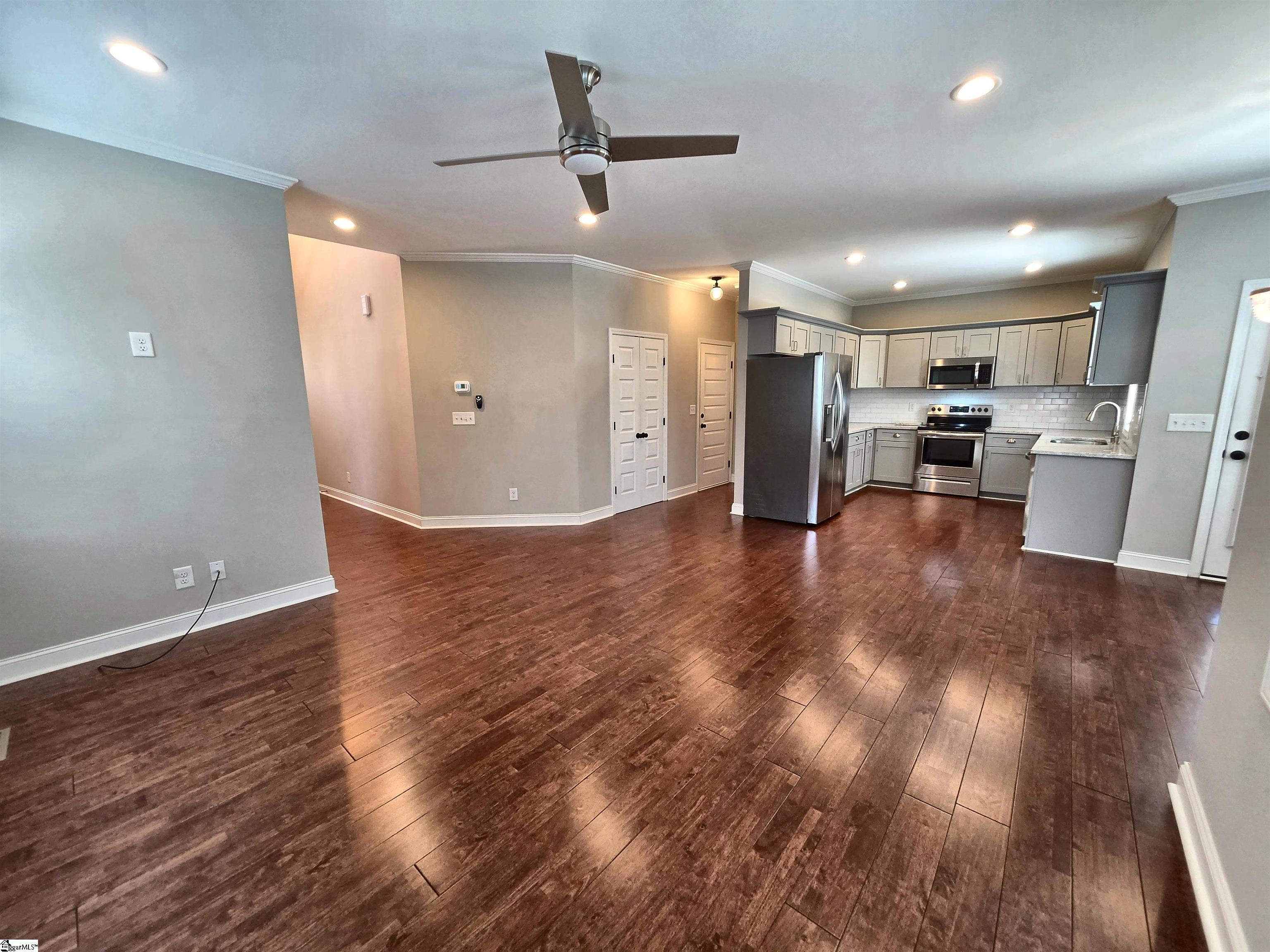 219 Maloy Street Property Photo 6
