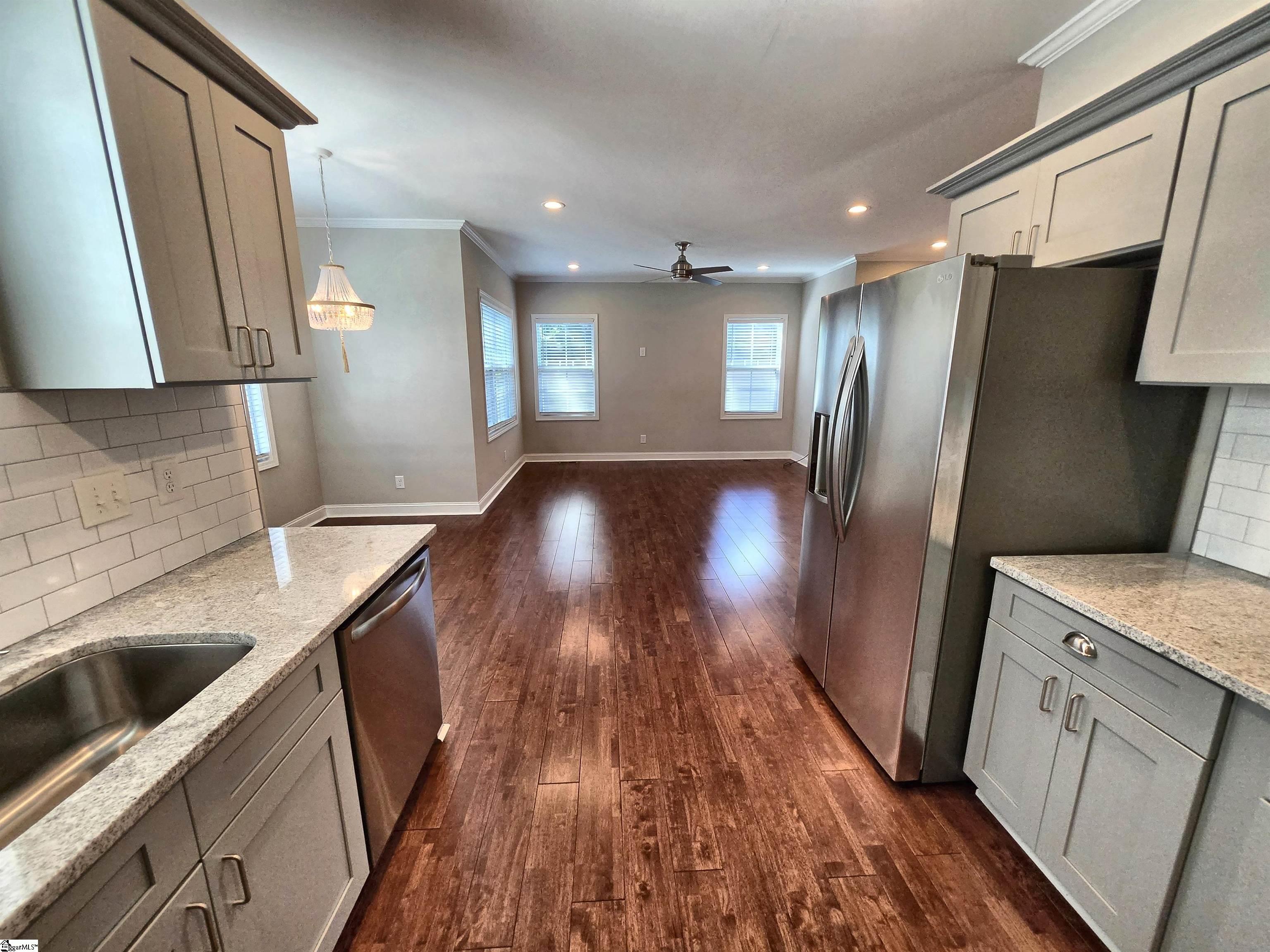 219 Maloy Street Property Photo 8