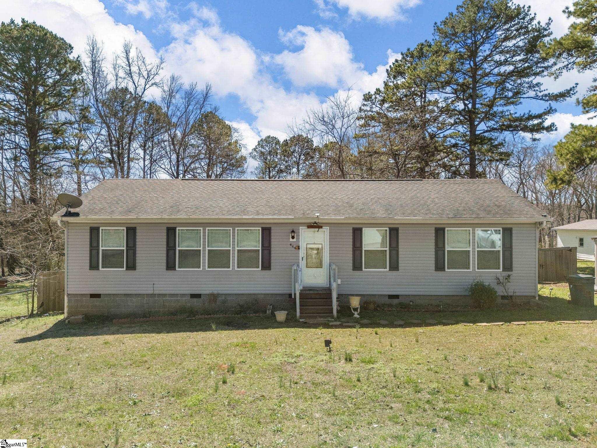444 Summerland Drive Property Photo 1