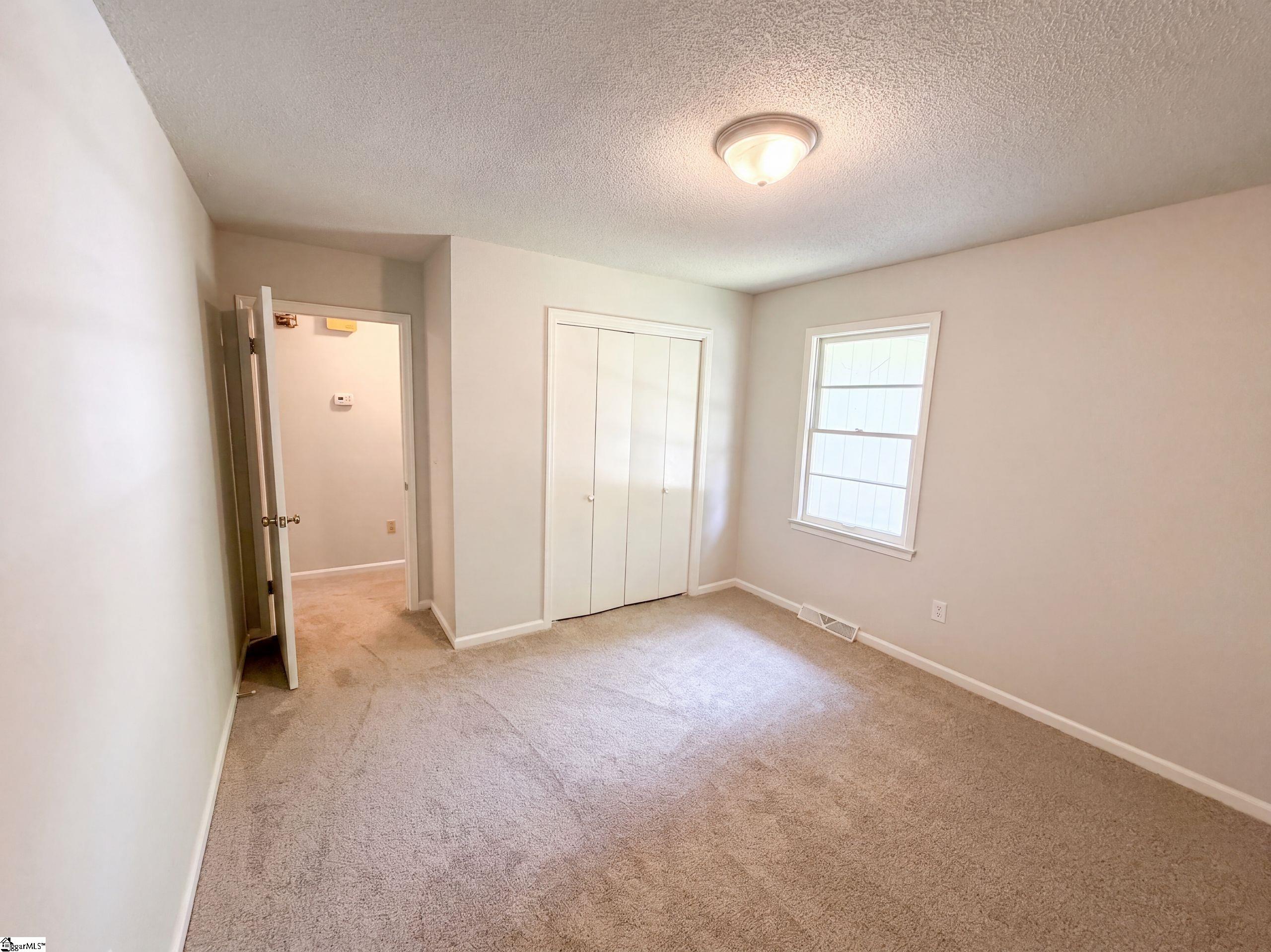 404 W Yellow Wood Drive Property Photo 16