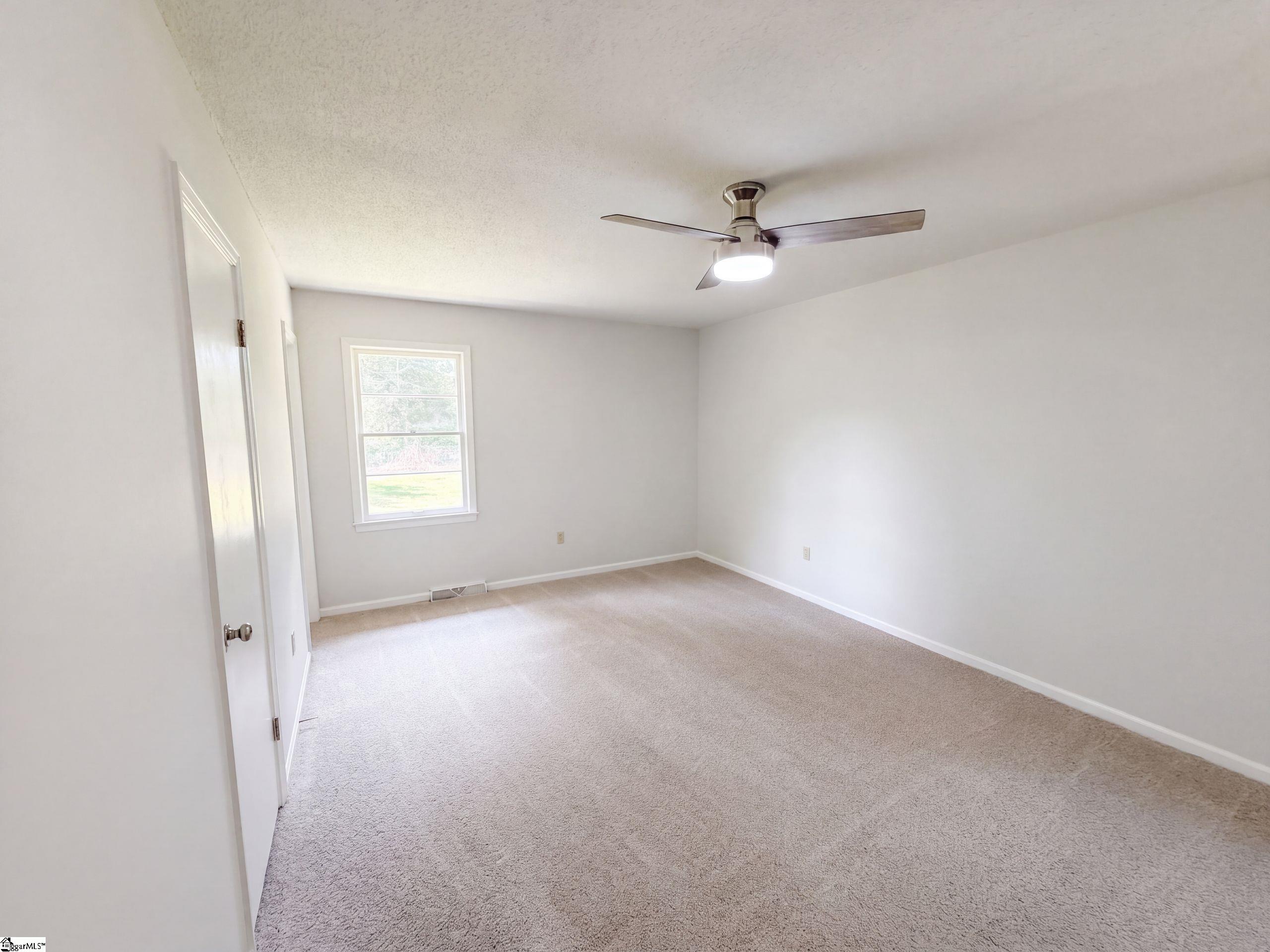 404 W Yellow Wood Drive Property Photo 20