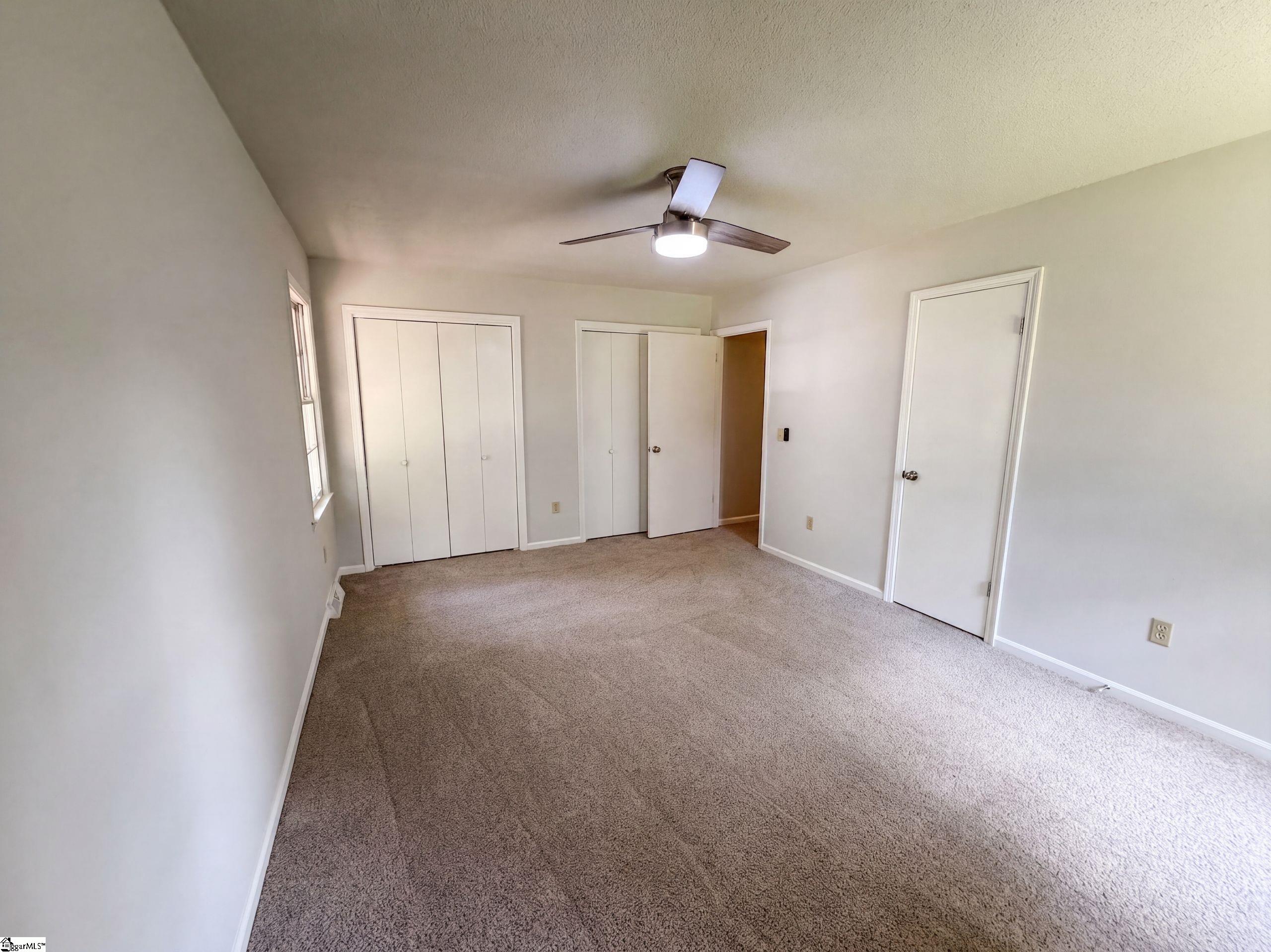 404 W Yellow Wood Drive Property Photo 22