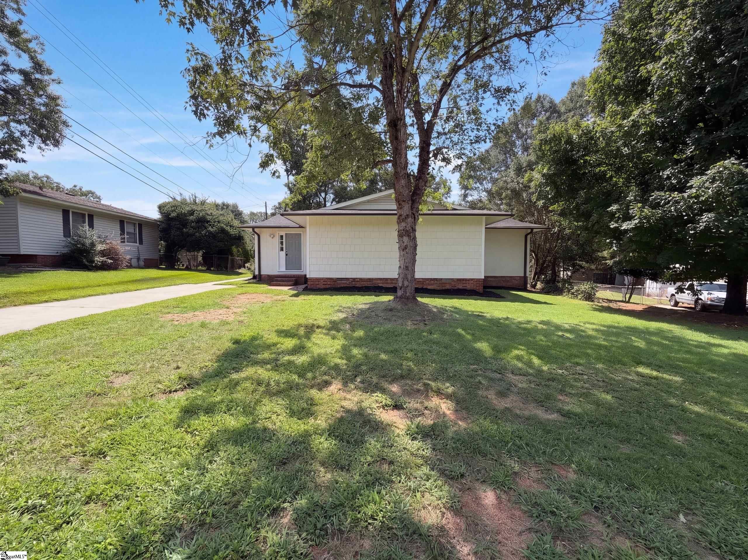 404 W Yellow Wood Drive Property Photo 25