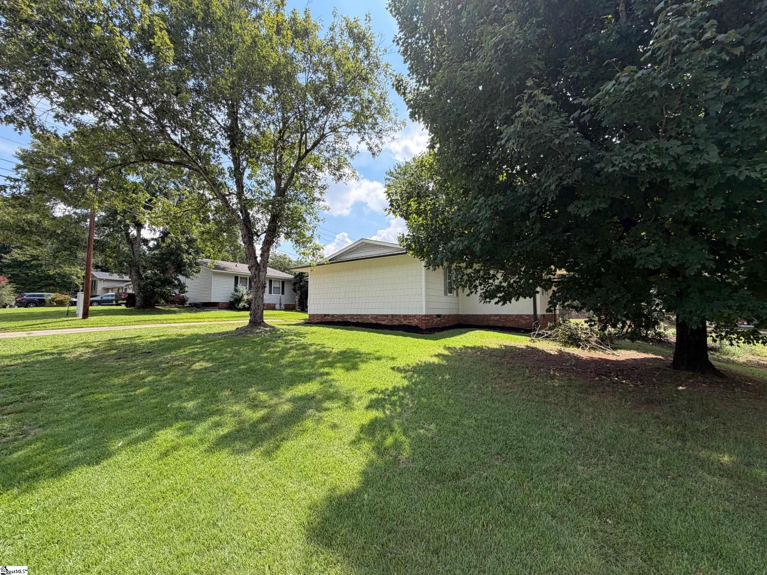 404 W Yellow Wood Drive Property Photo 26