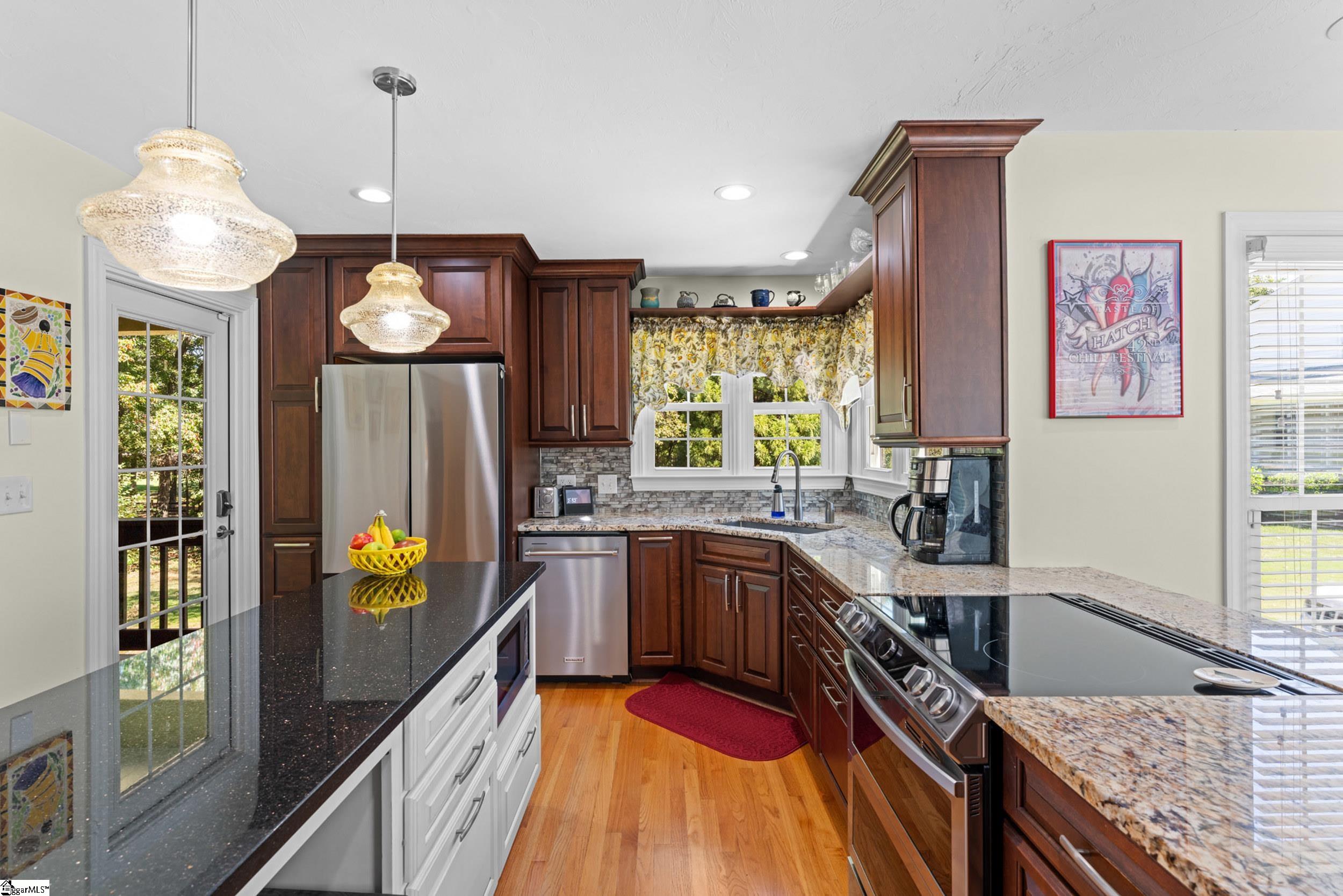 432 Thorn Meadow Lane Property Photo 14