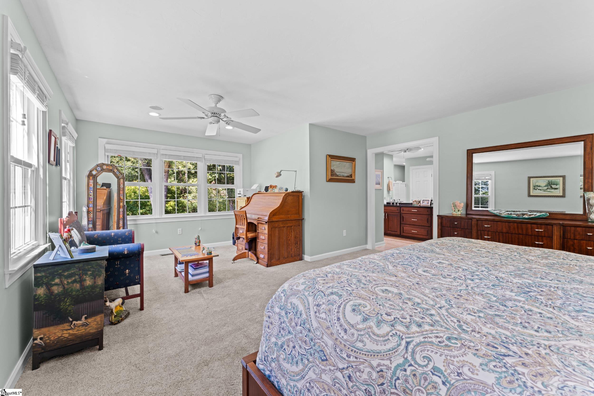 432 Thorn Meadow Lane Property Photo 18