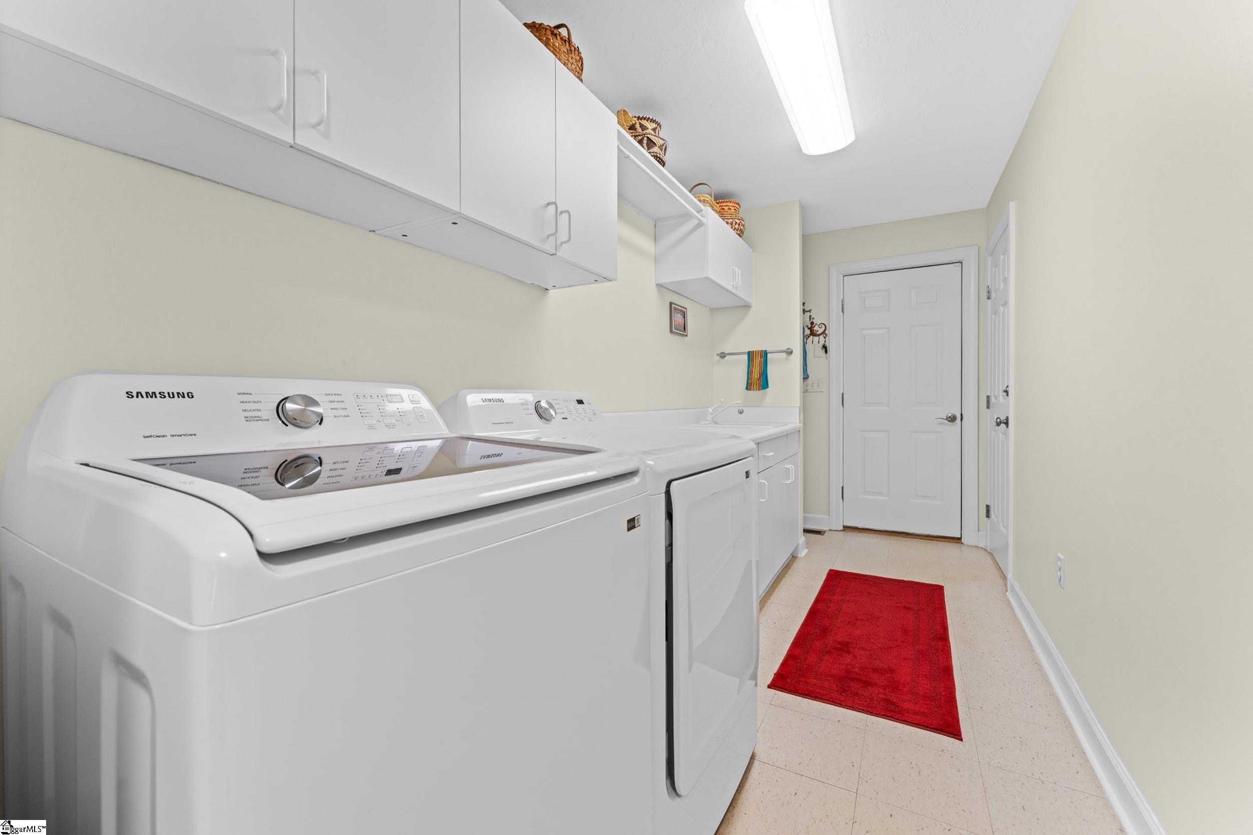 432 Thorn Meadow Lane Property Photo 29