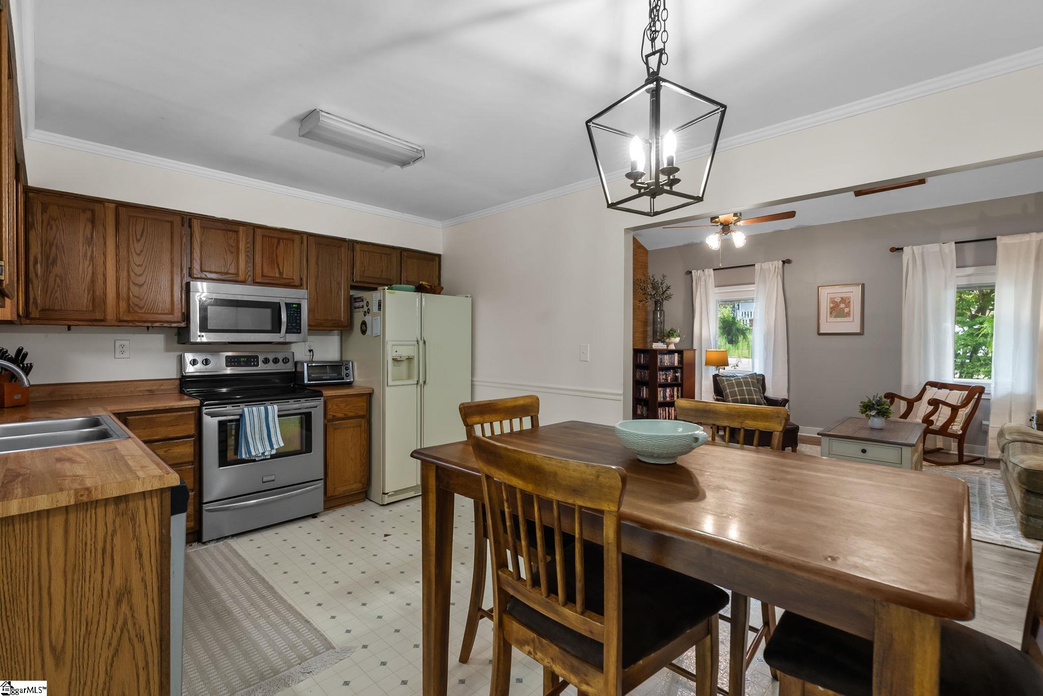 205 Mountain Chase Property Photo 9