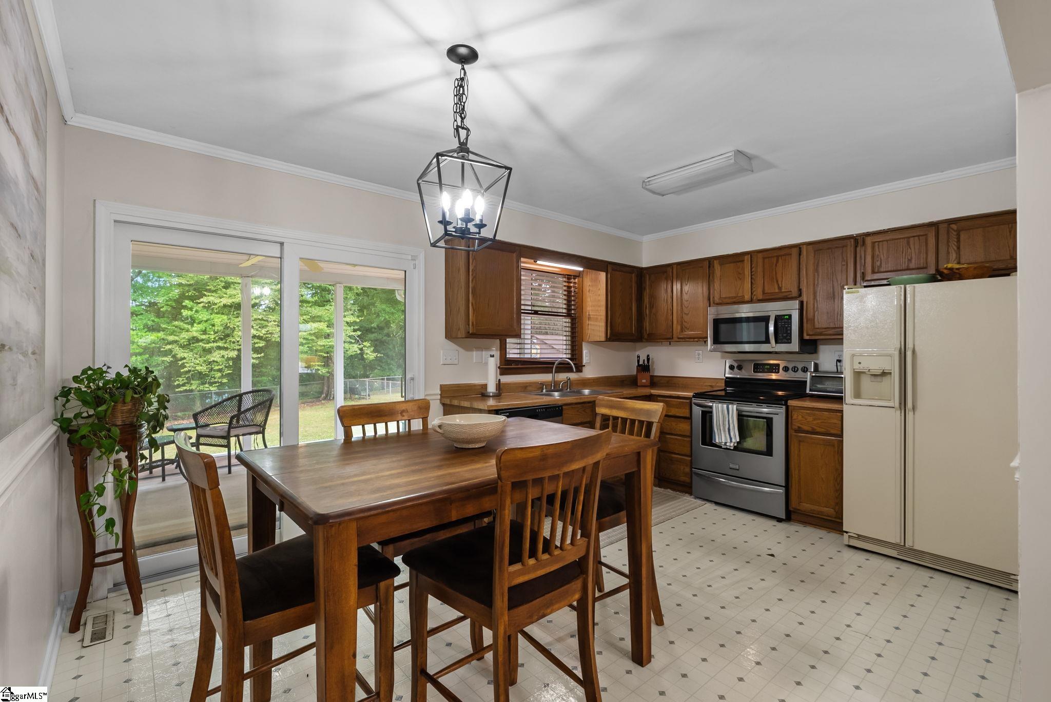 205 Mountain Chase Property Photo 13