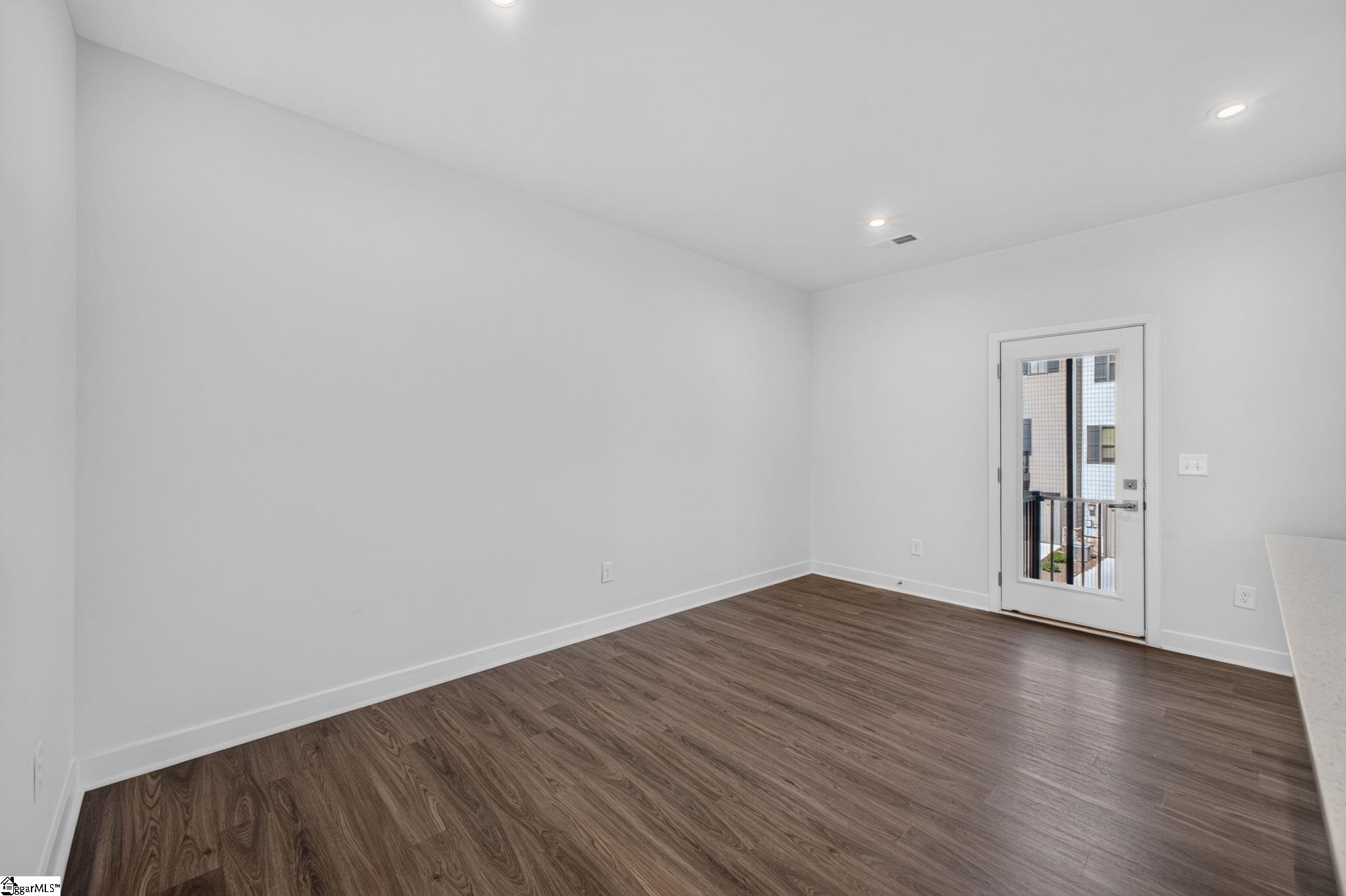 119 Rollins Avenue Property Photo 15