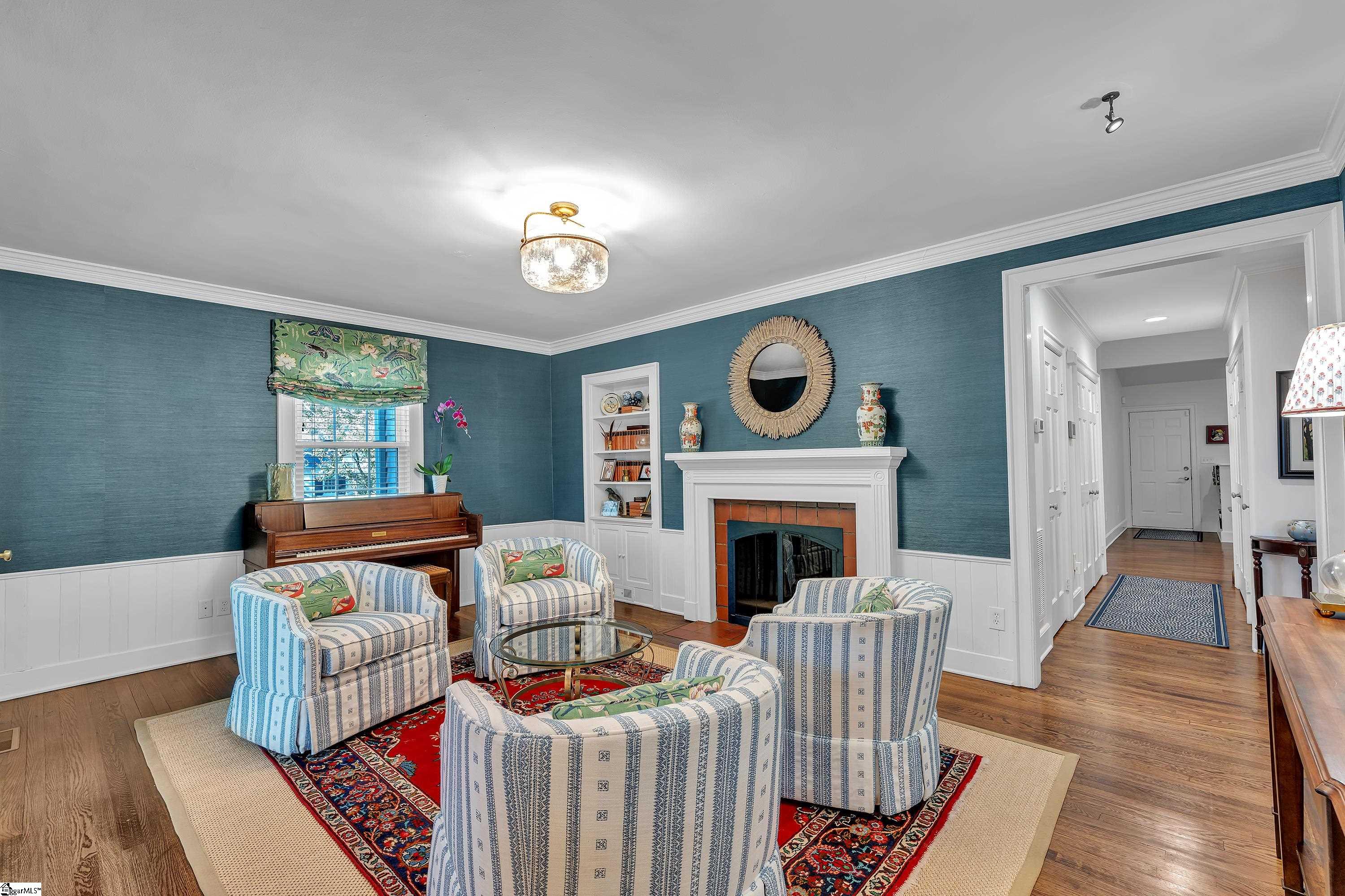 201 Brookwood Drive Property Photo 4