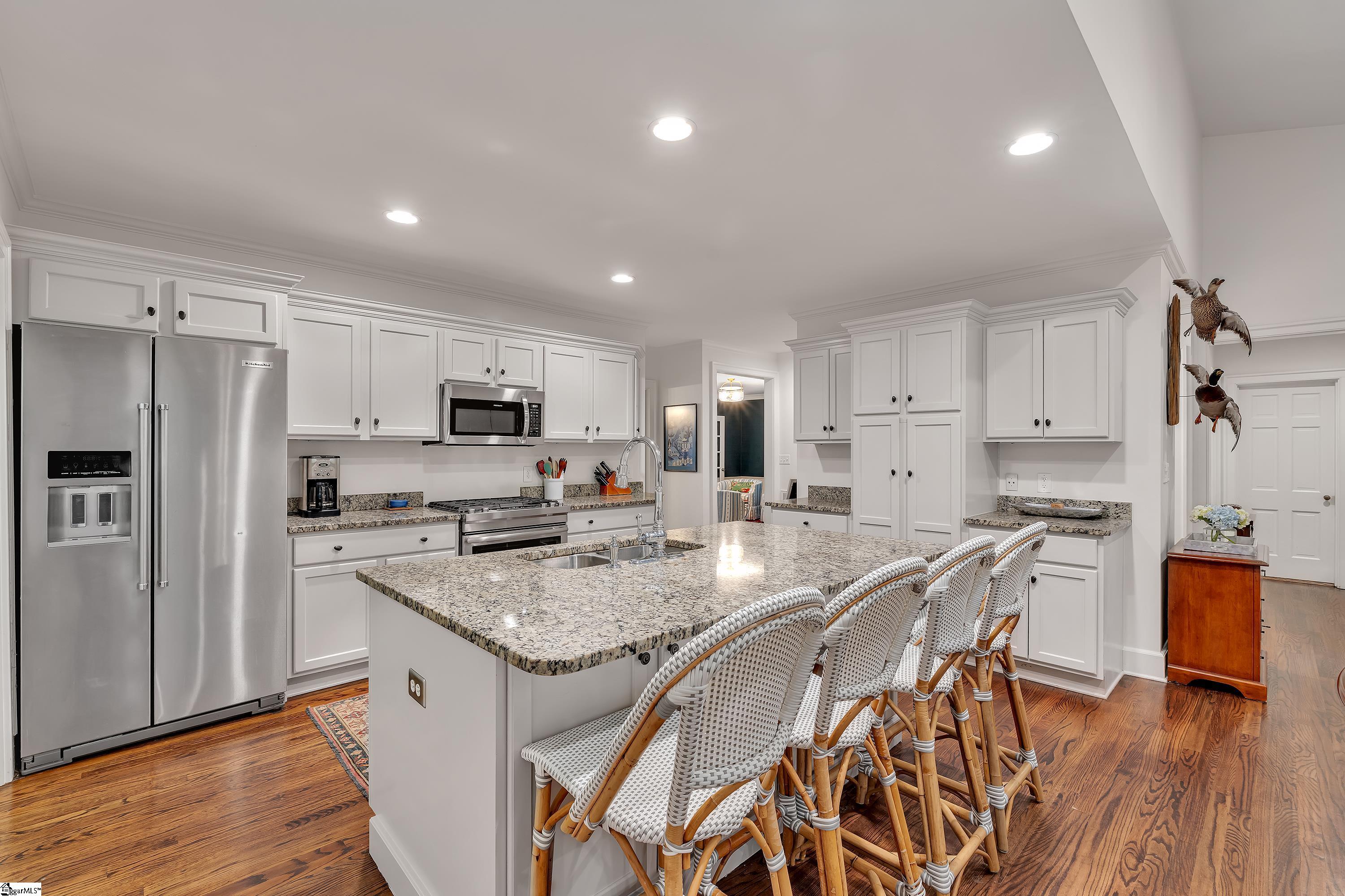 201 Brookwood Drive Property Photo 10