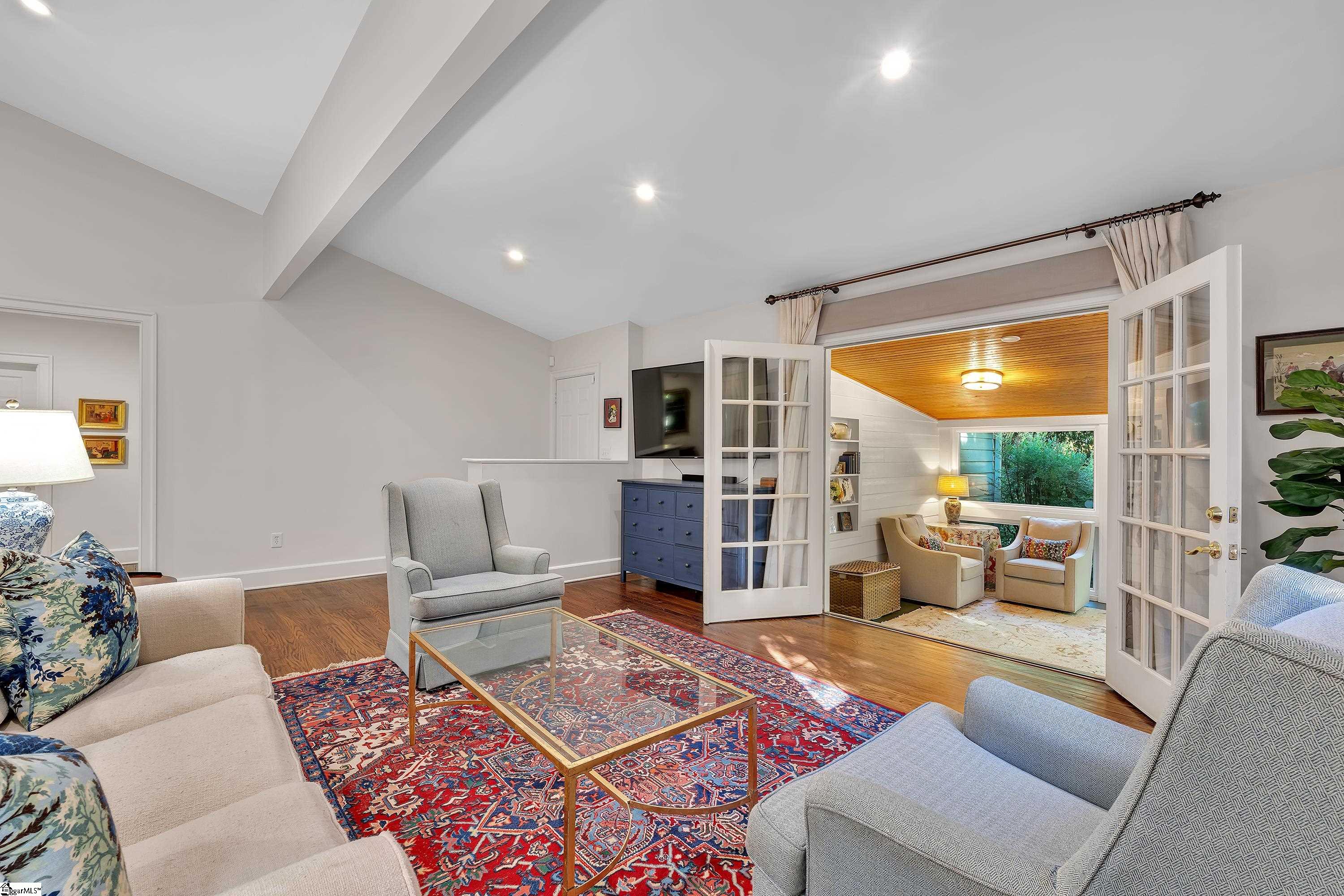 201 Brookwood Drive Property Photo 14