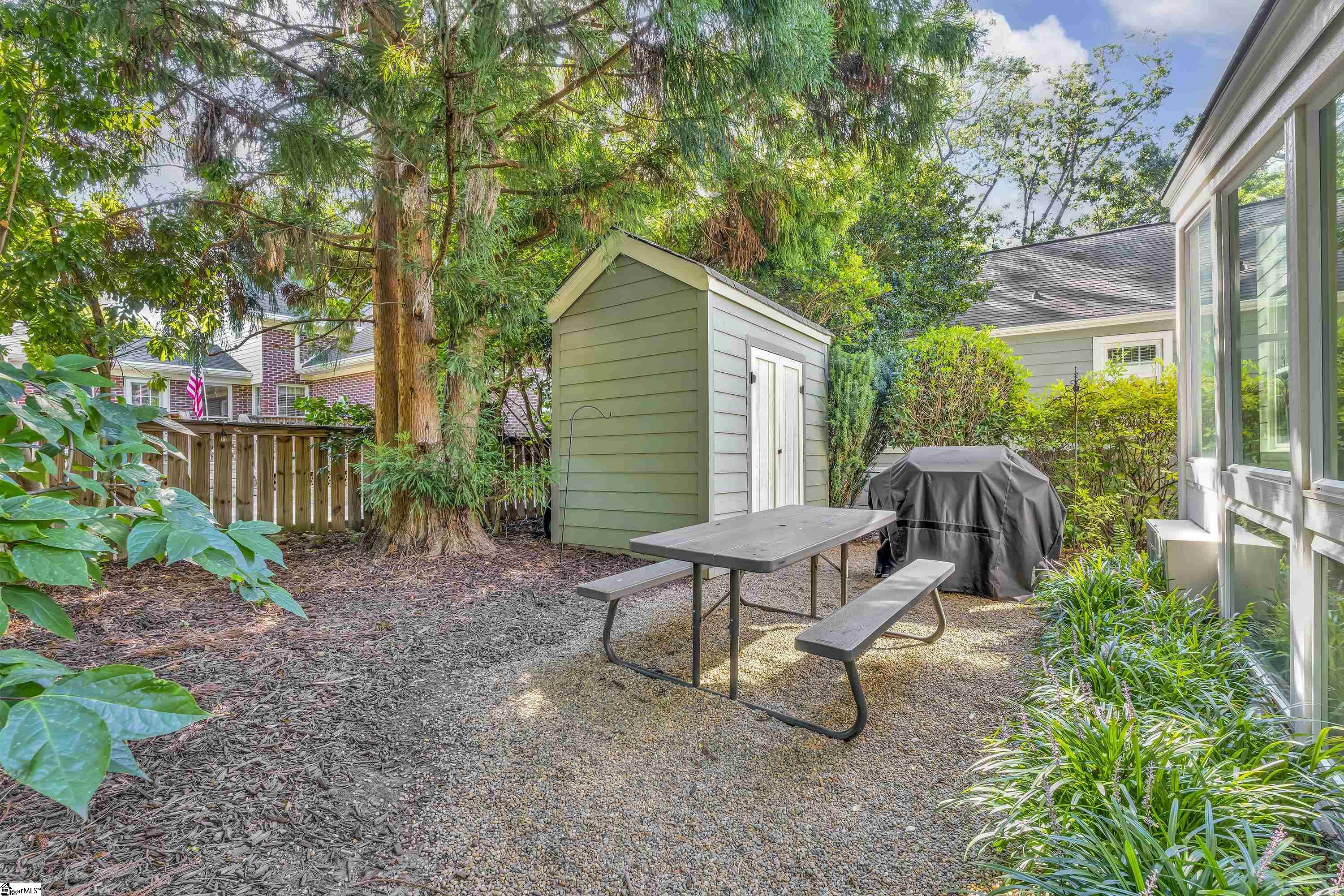 201 Brookwood Drive Property Photo 38