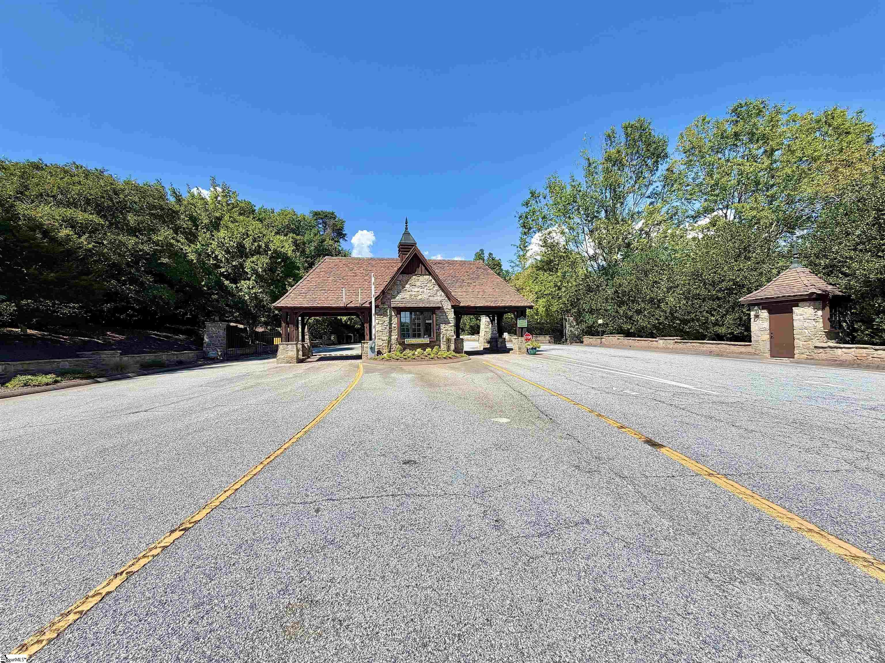 1424 Panther Park Trail Property Photo 9