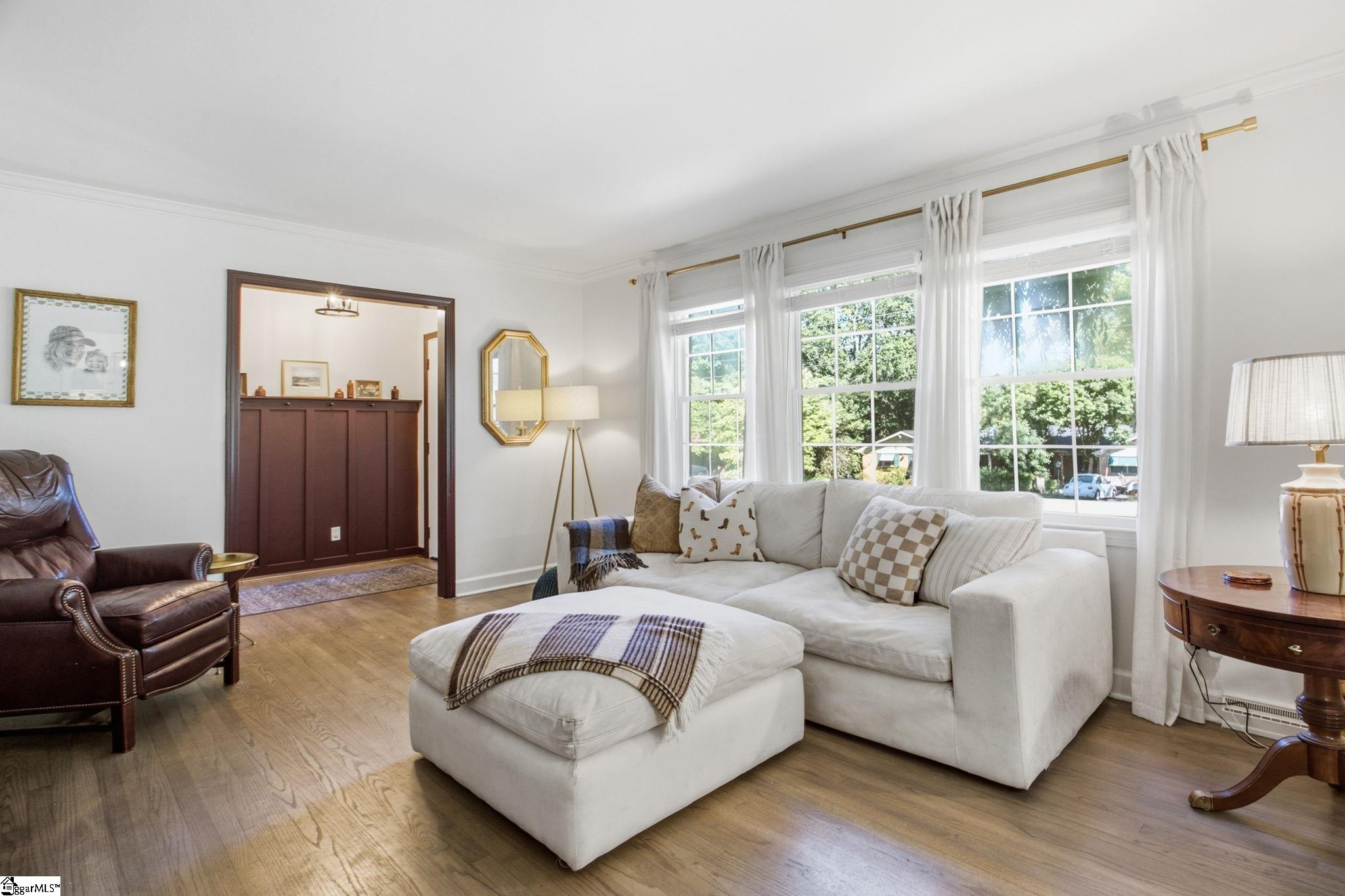 41 Dagenham Drive Property Photo 6