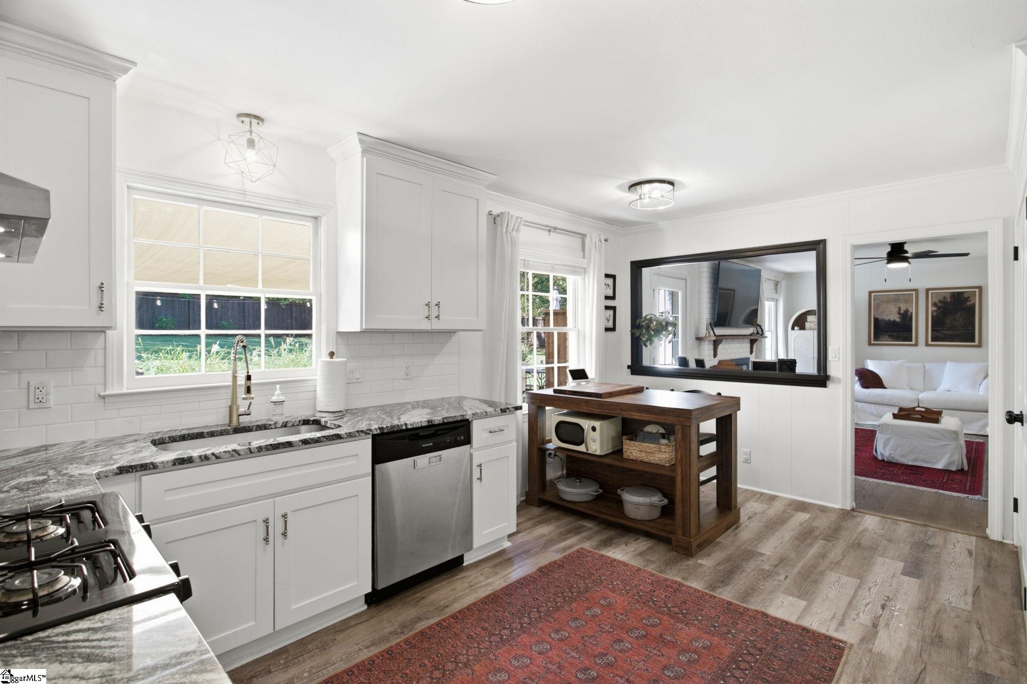 41 Dagenham Drive Property Photo 10