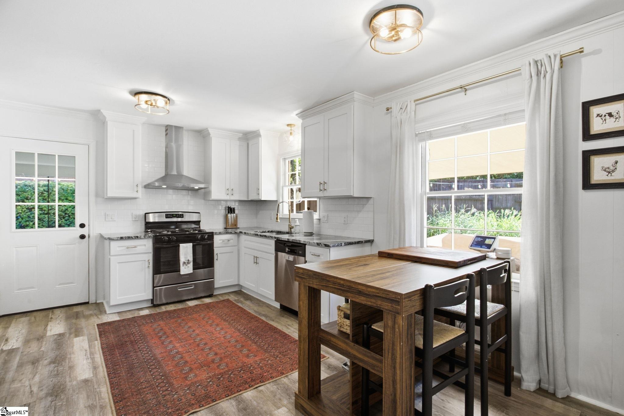 41 Dagenham Drive Property Photo 13