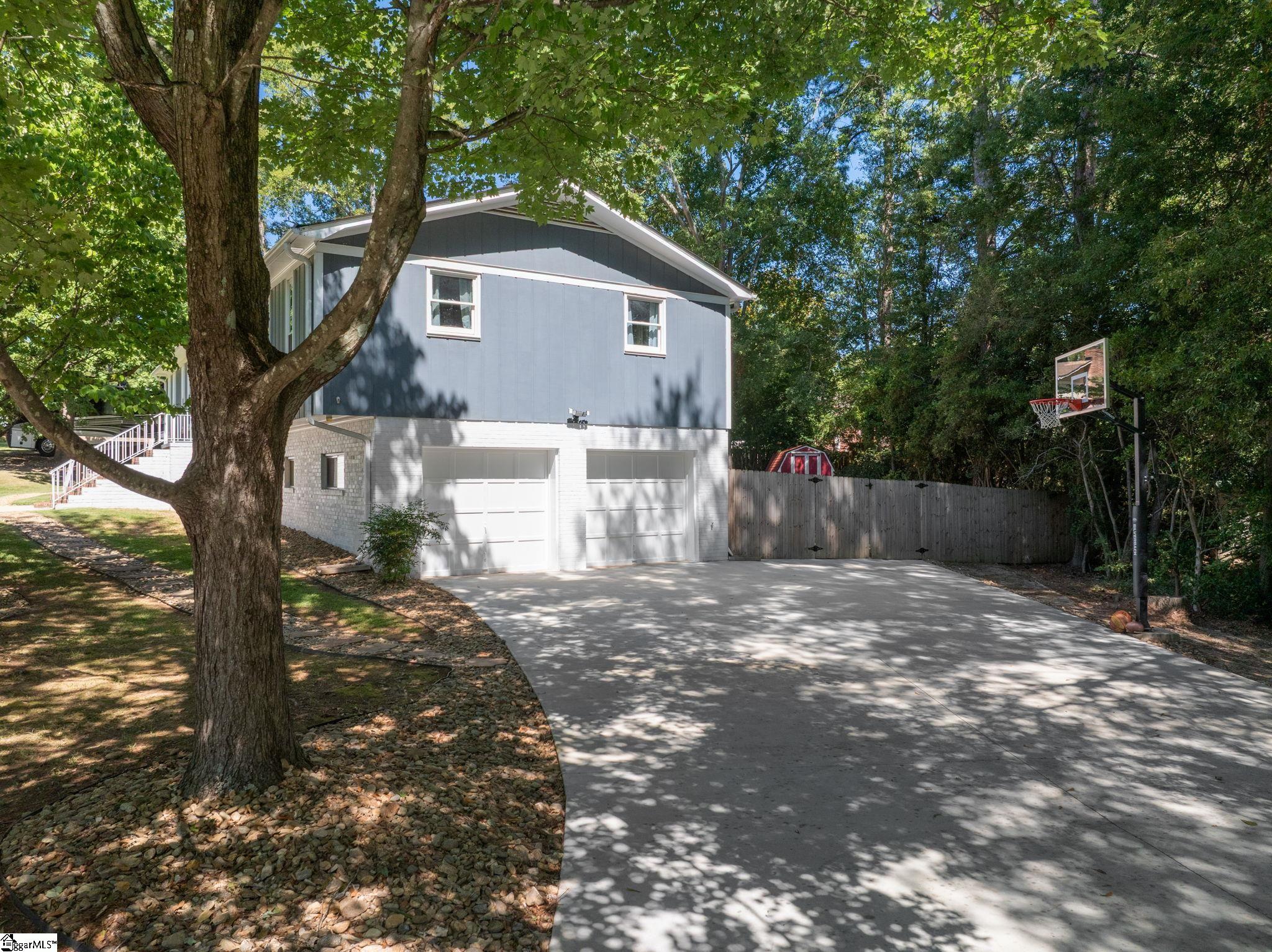 1 Rose Wood Drive Property Photo 4