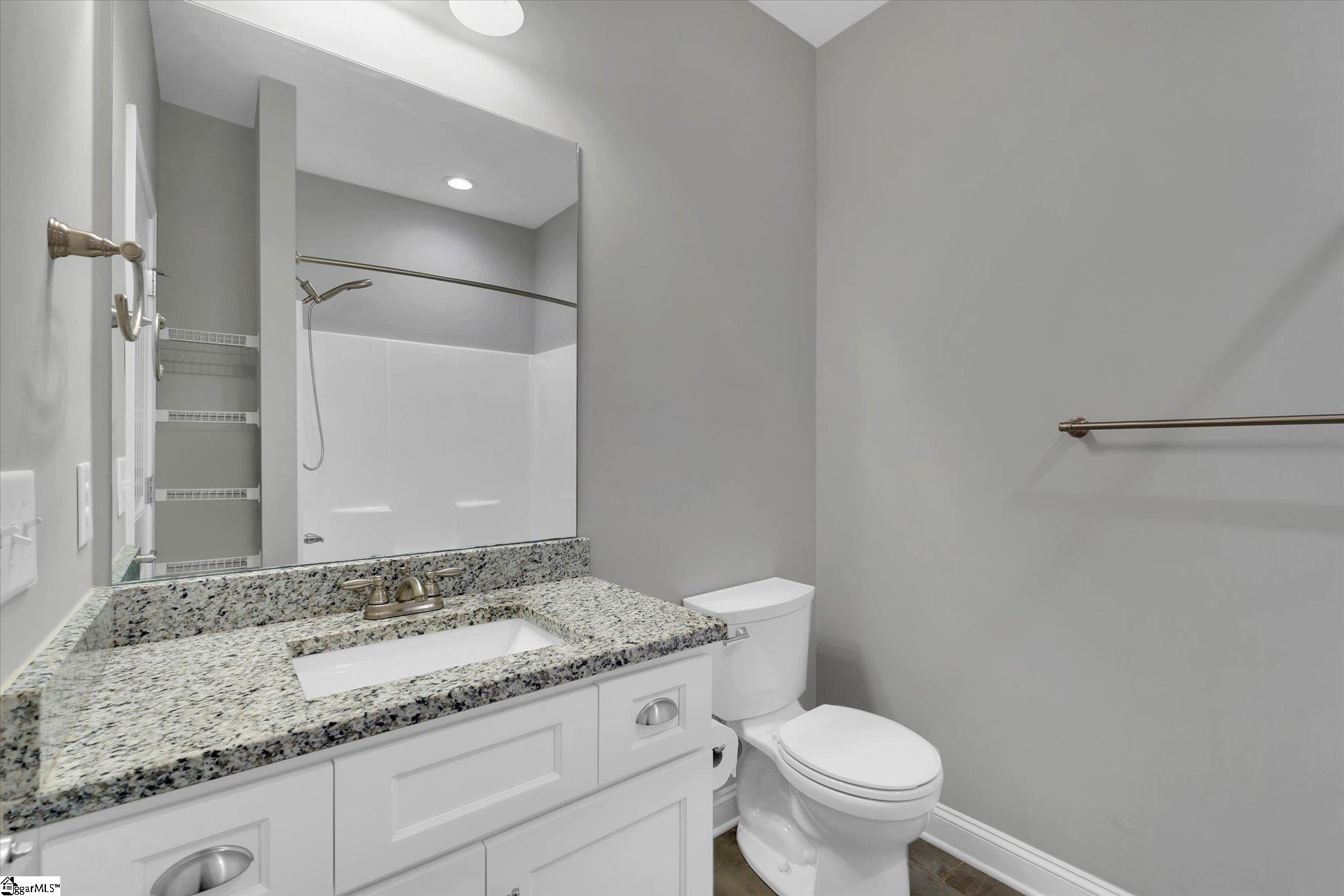 426 Wood Street Property Photo 18