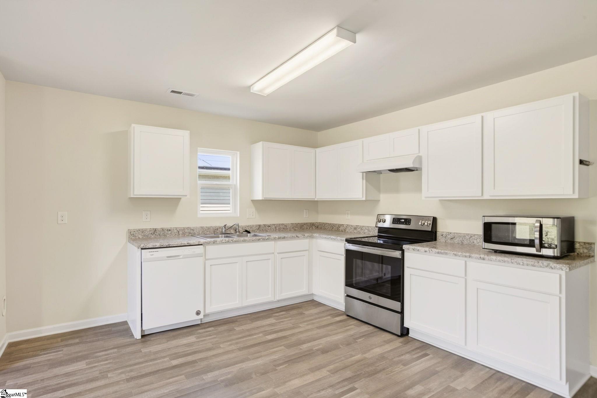 147 Bennett Dairy Road Property Photo 11