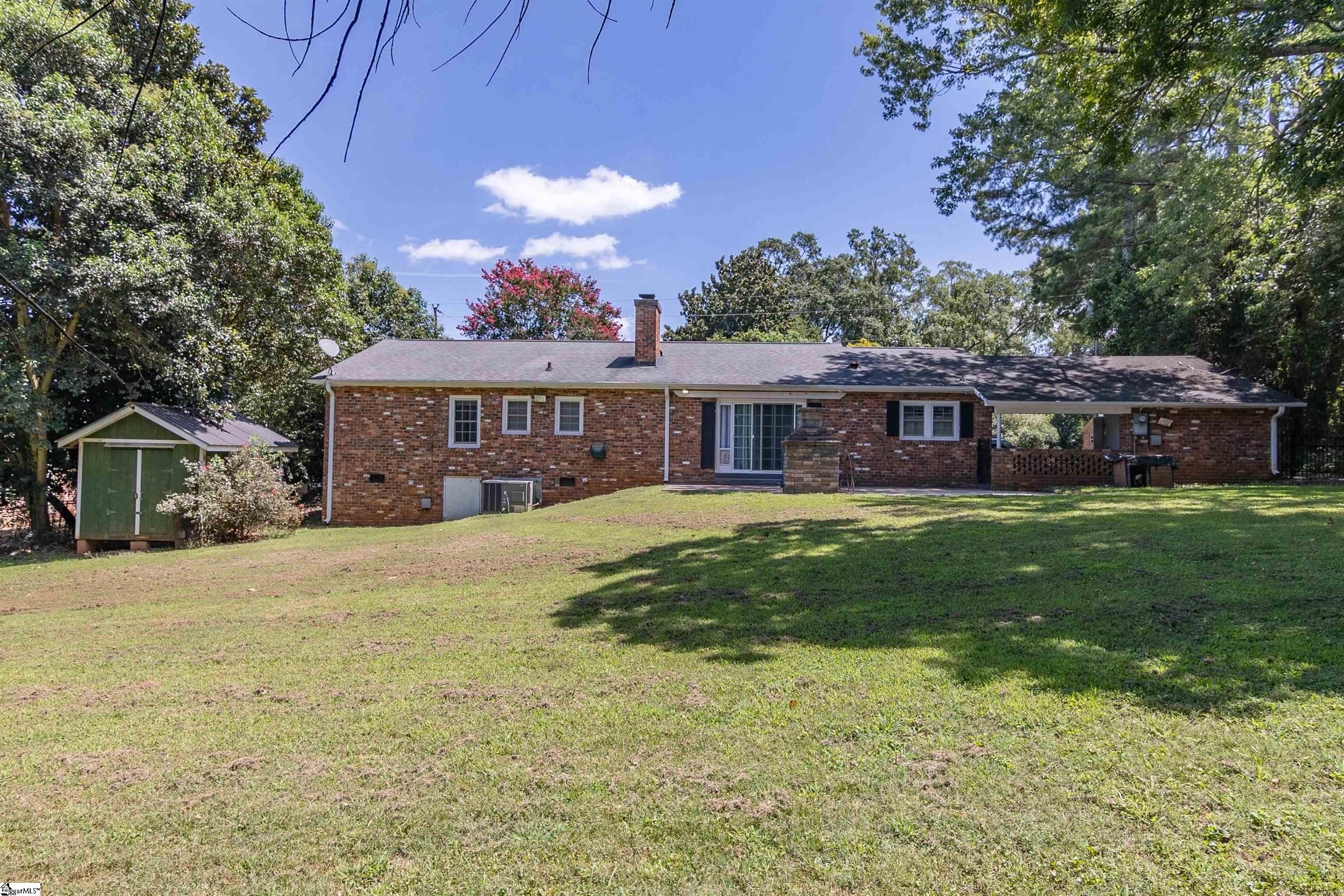 306 Woodfern Circle Property Photo 3