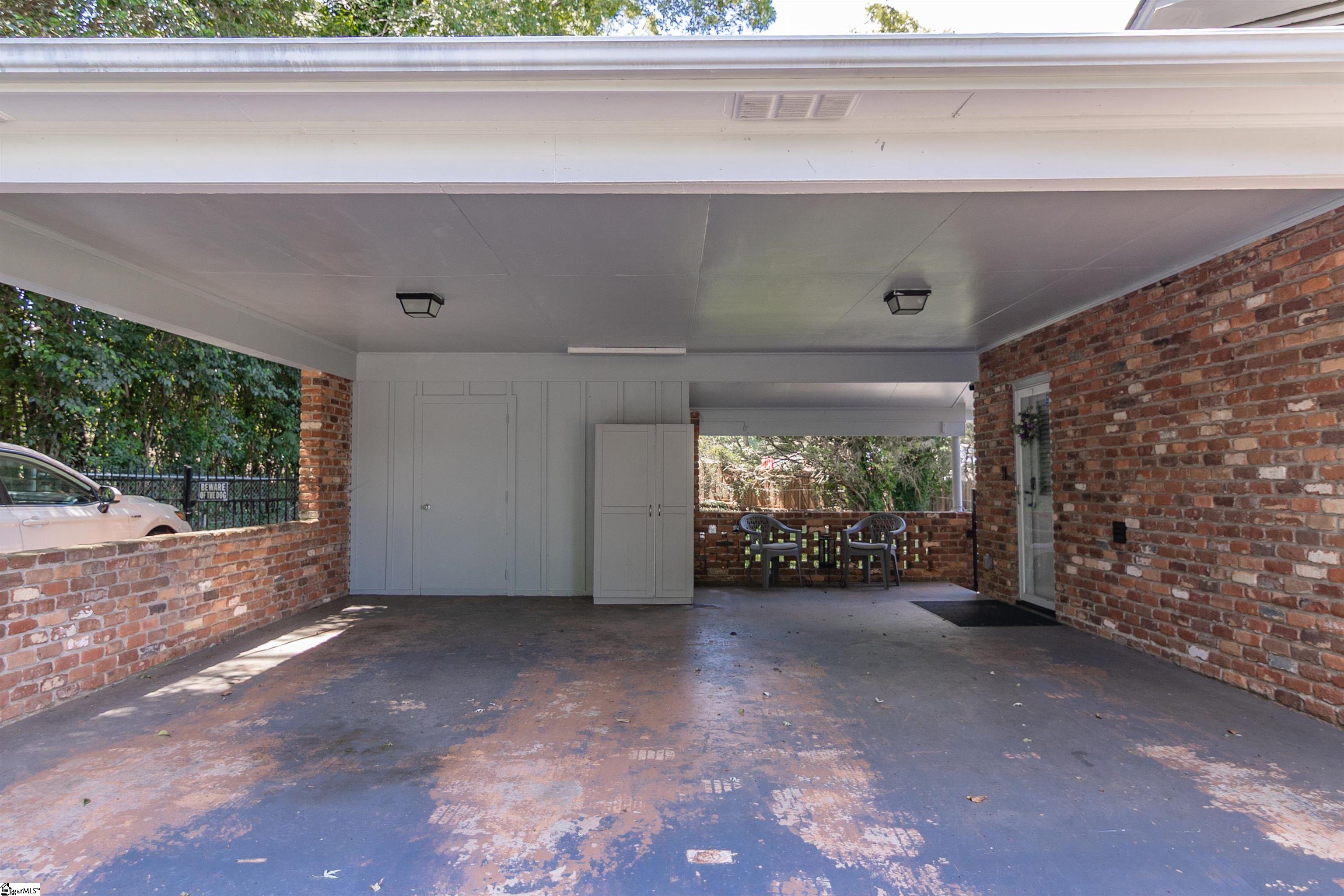 306 Woodfern Circle Property Photo 24