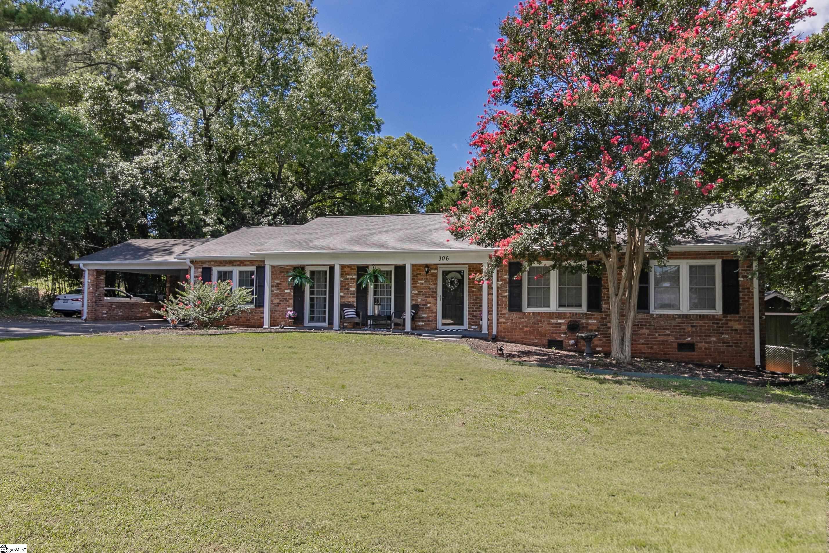 306 Woodfern Circle Property Photo 26