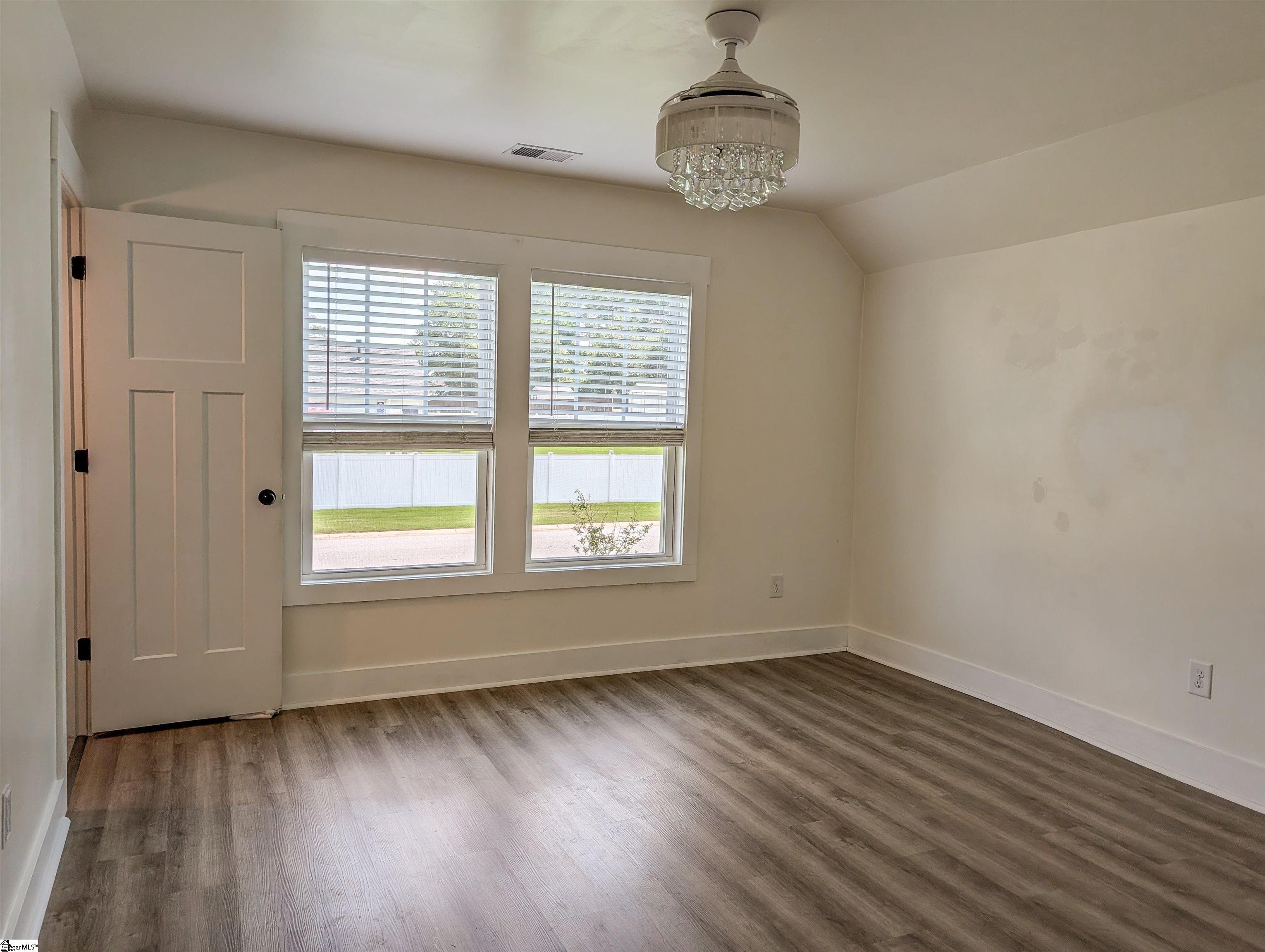 701 Oak Hill Lane Property Photo 44