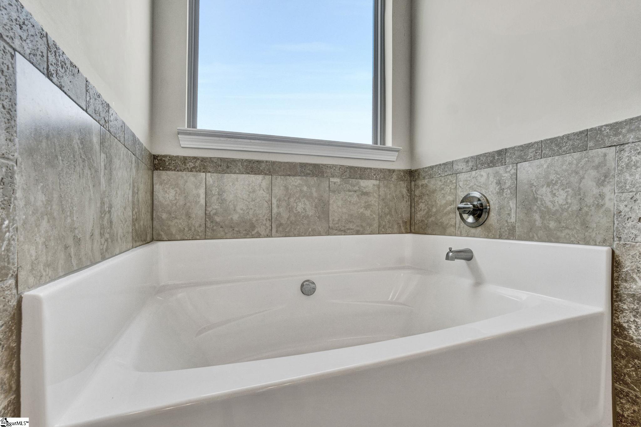 229 Spring Lake Estate Road Property Photo 22
