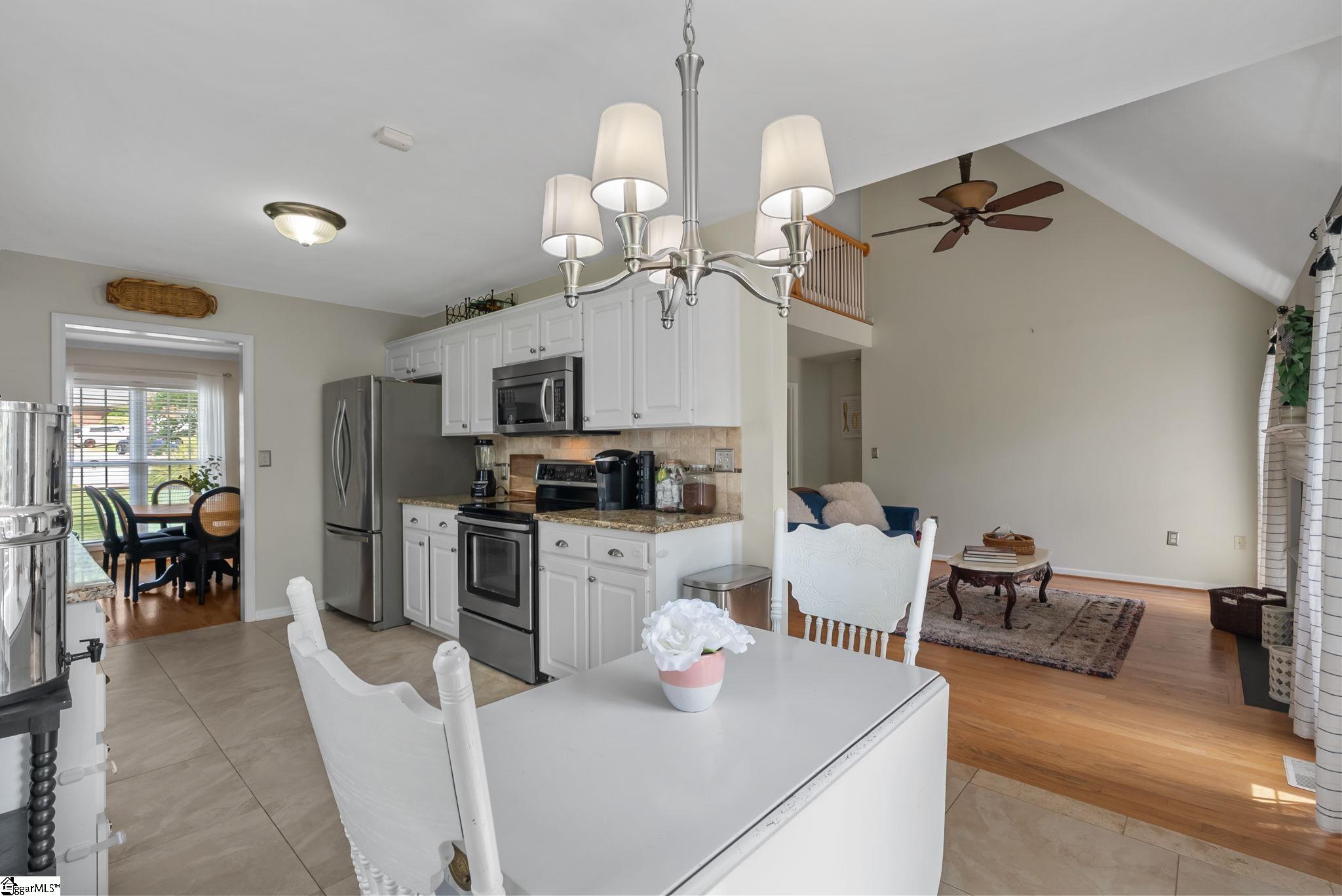 438 Chamber Lane Property Photo 11