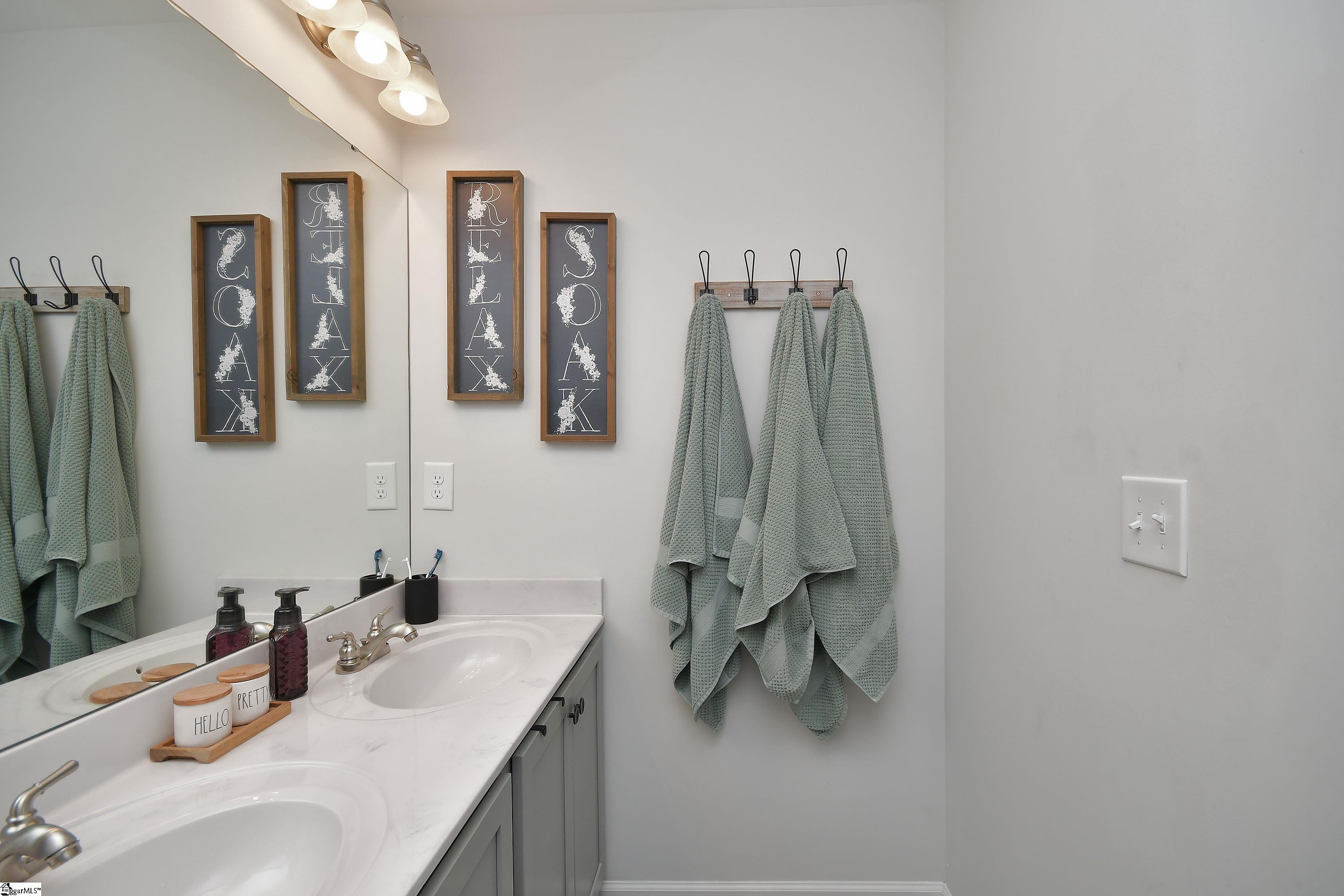 105 Royal Pine Way Property Photo 22