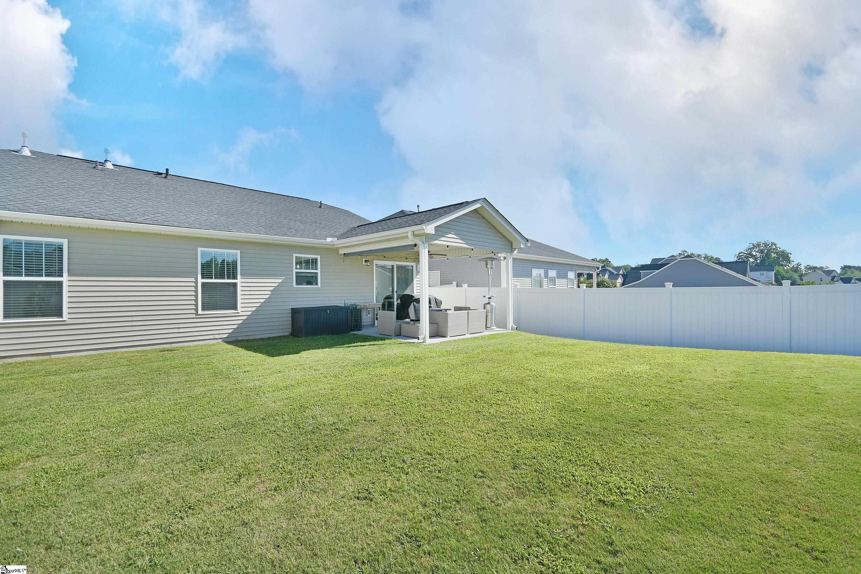 105 Royal Pine Way Property Photo 26