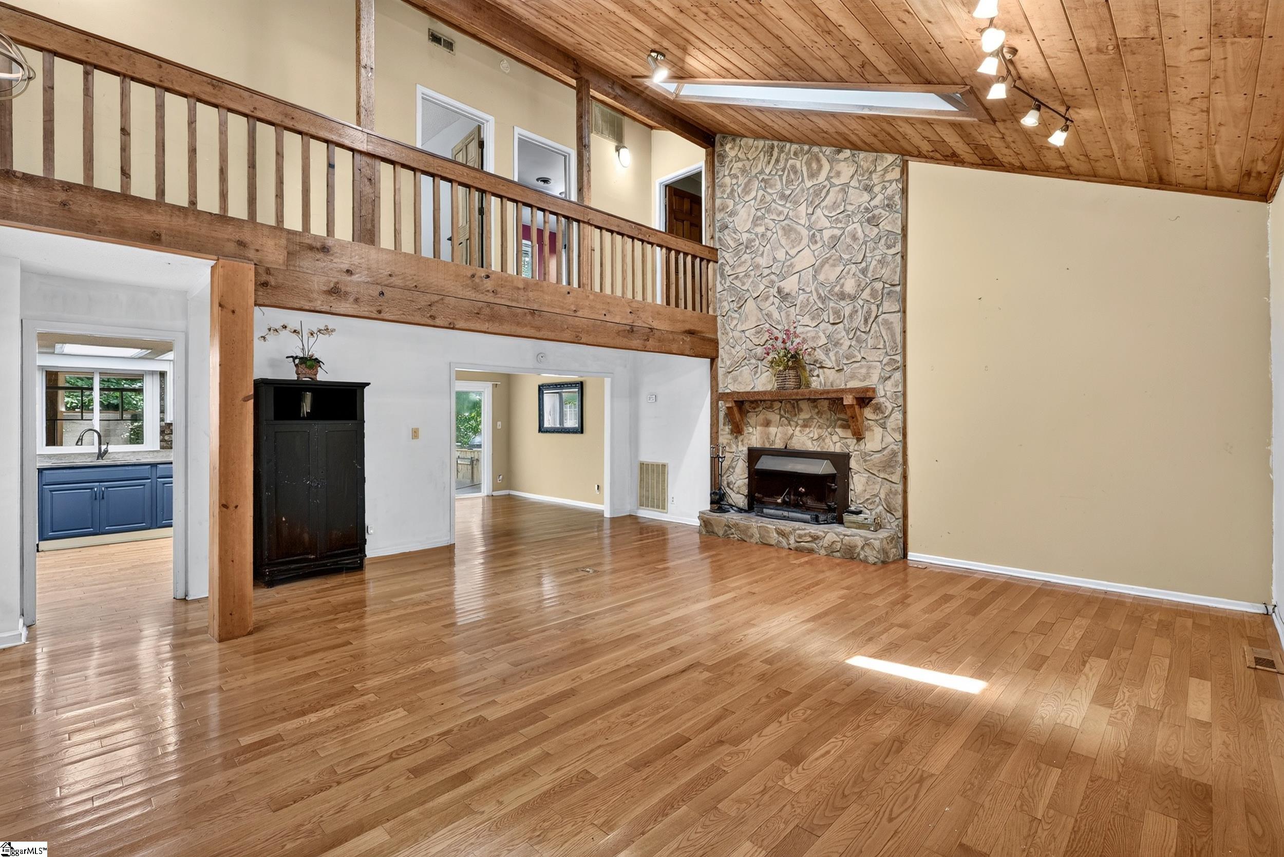 95 Brookwood Drive Property Photo 5