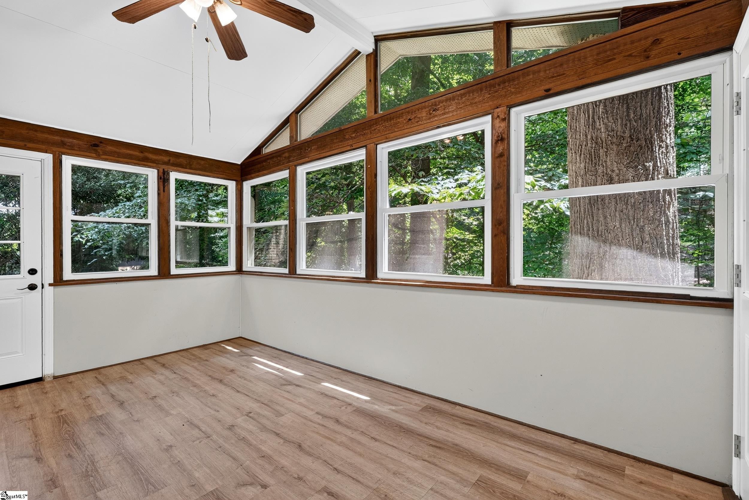 95 Brookwood Drive Property Photo 18