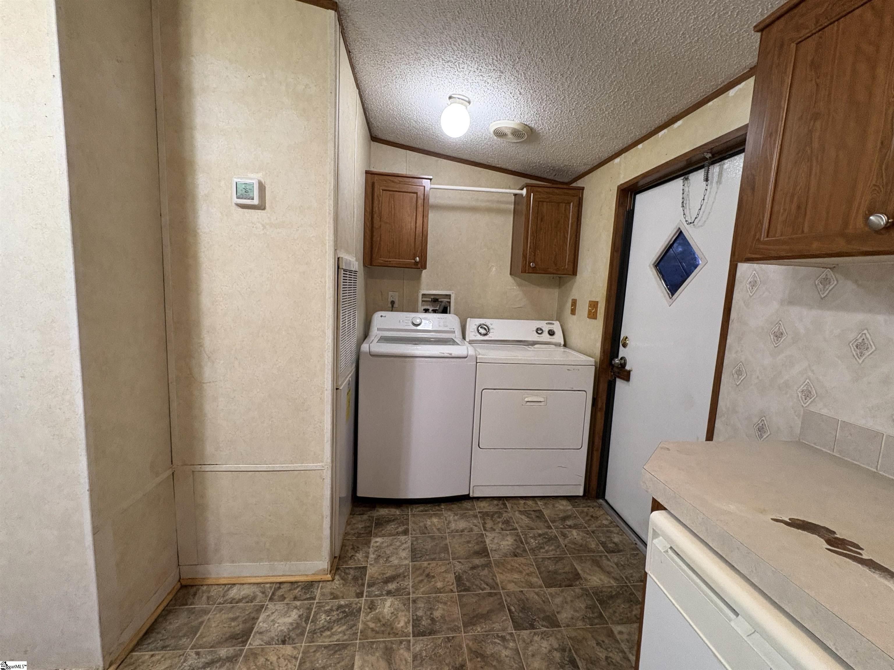 38 Raisinwood Drive Property Photo 8